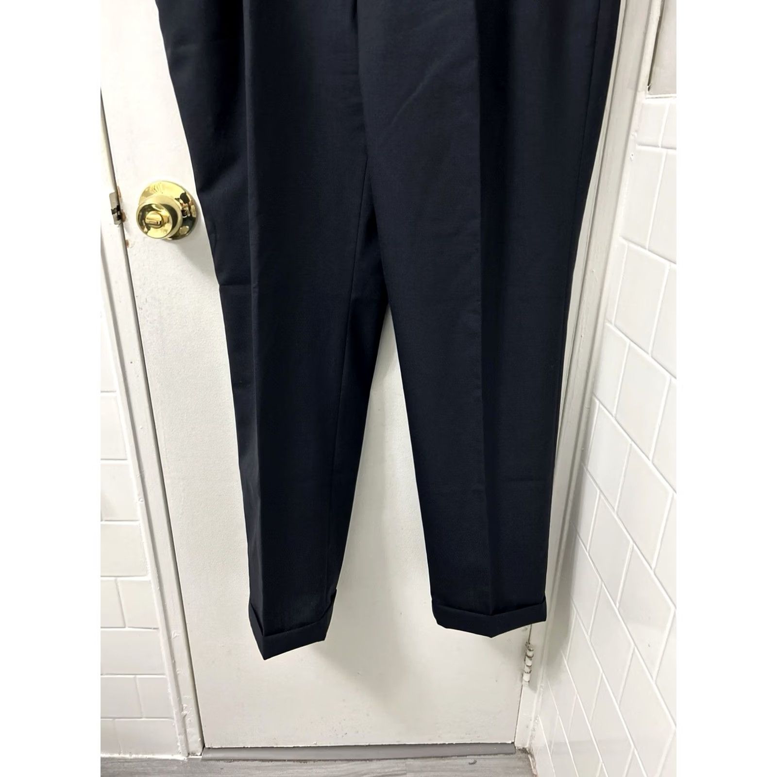 Ralph Lauren VINTAGE? No. Lauren Ralph Lauren Pants Dress Navy 40x32 Wool Pleated Classic Slashe... Size US 40 / EU 56 - 3 Thumbnail