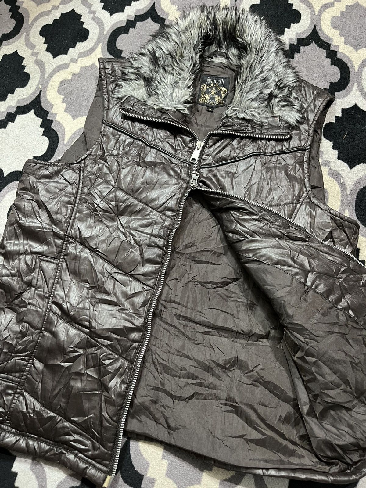 Le Grande Bleu (L.G.B.) 2000s spinach faux fur punk puffer vest jacket Size US M / EU 48-50 / 2 - 4 Thumbnail