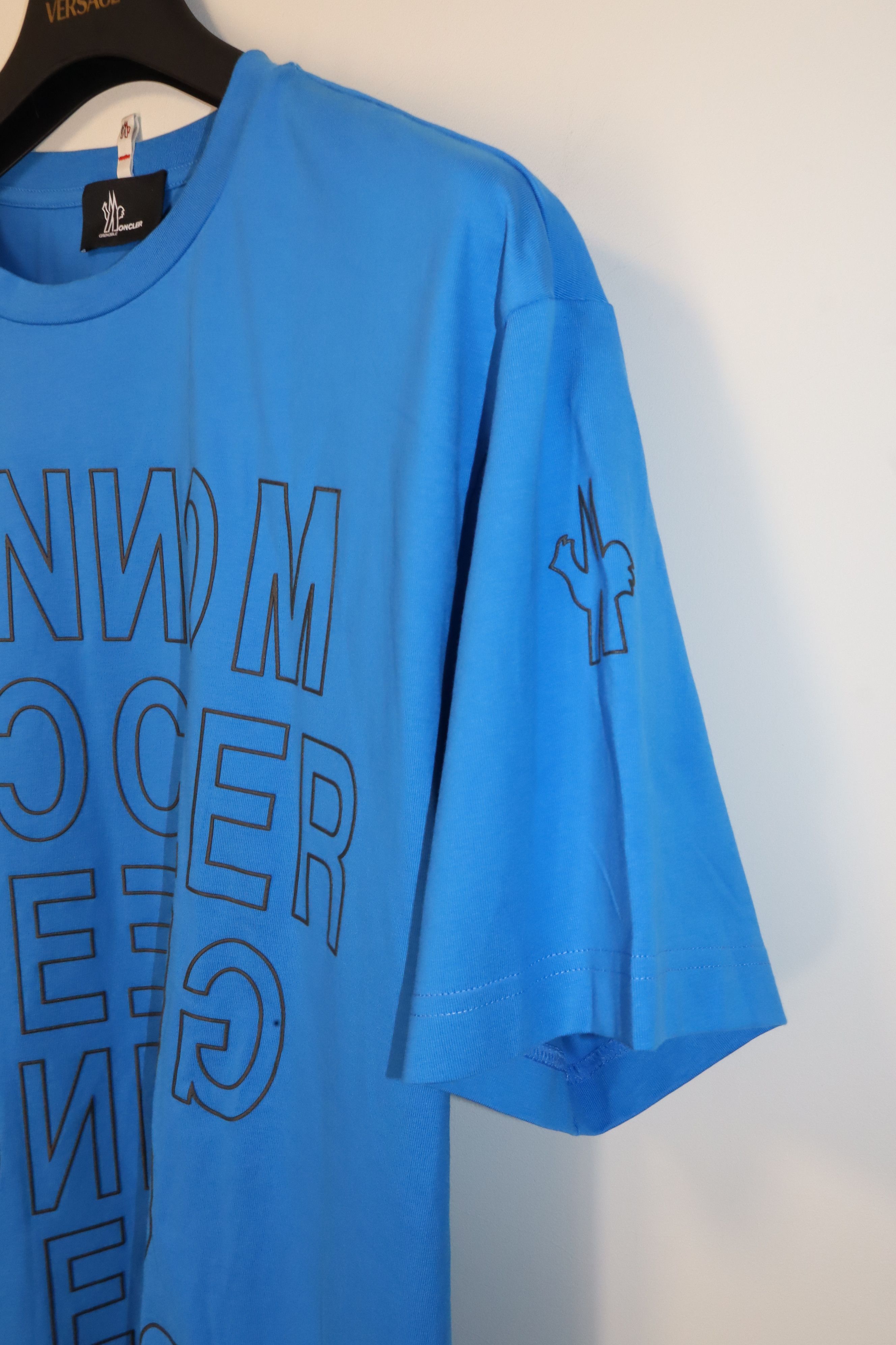 Moncler Logo print t-shirt Size US XL / EU 56 / 4 - 5 Thumbnail