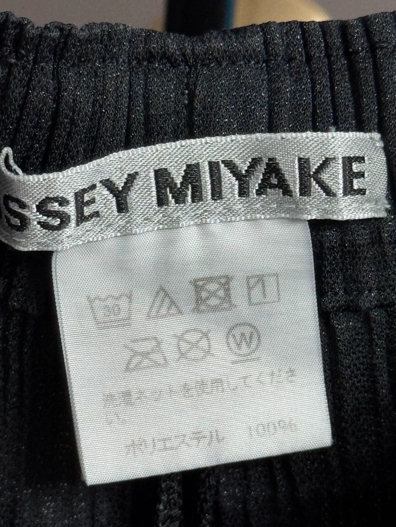 Issey Miyake Issey Miyake size:1 Black pleated toothpick pants Size 23" - 4 Thumbnail
