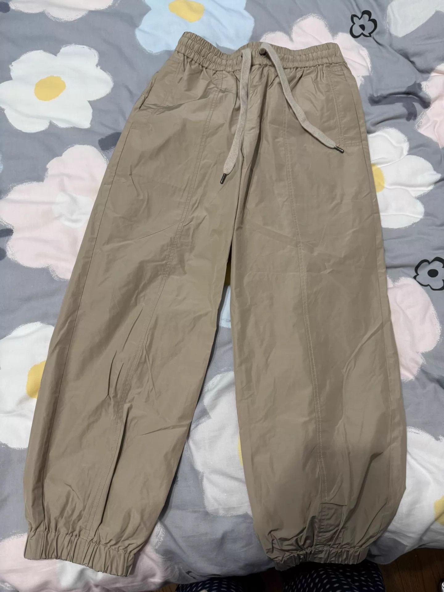 Brunello Cucinelli Brunello Cucinelli Casual Pants Lightweight Summer 95 New Size 25" / US 0 / IT 36 - 1 Thumbnail