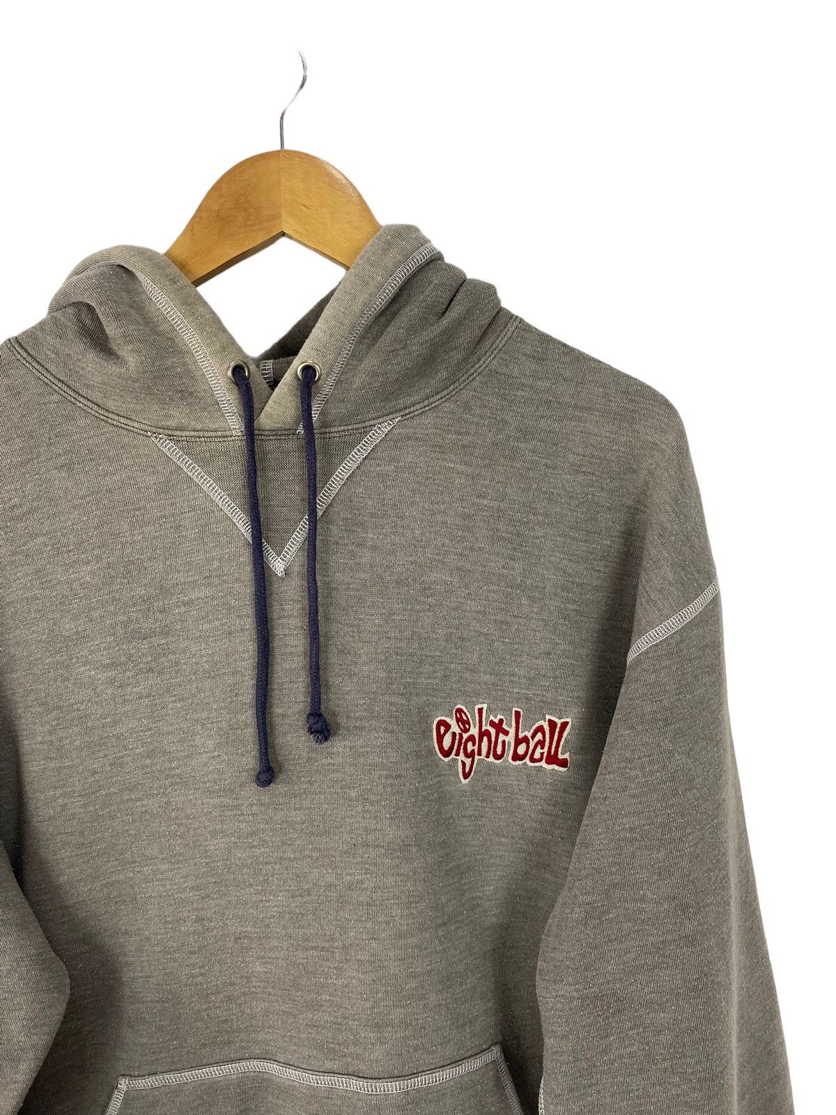 Vintage Vintage Eight ball 8 ball skateboard hoodie / sweatshirt Size US M / EU 48-50 / 2 - 5 Thumbnail