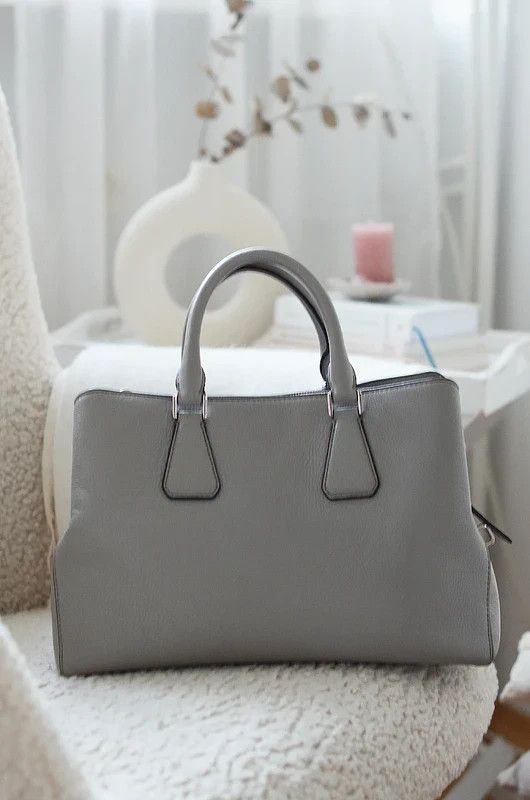 Michael Kors Michael Kors Grey Leather Top Handle Bag CAMILLE dove Size ONE SIZE - 4 Thumbnail