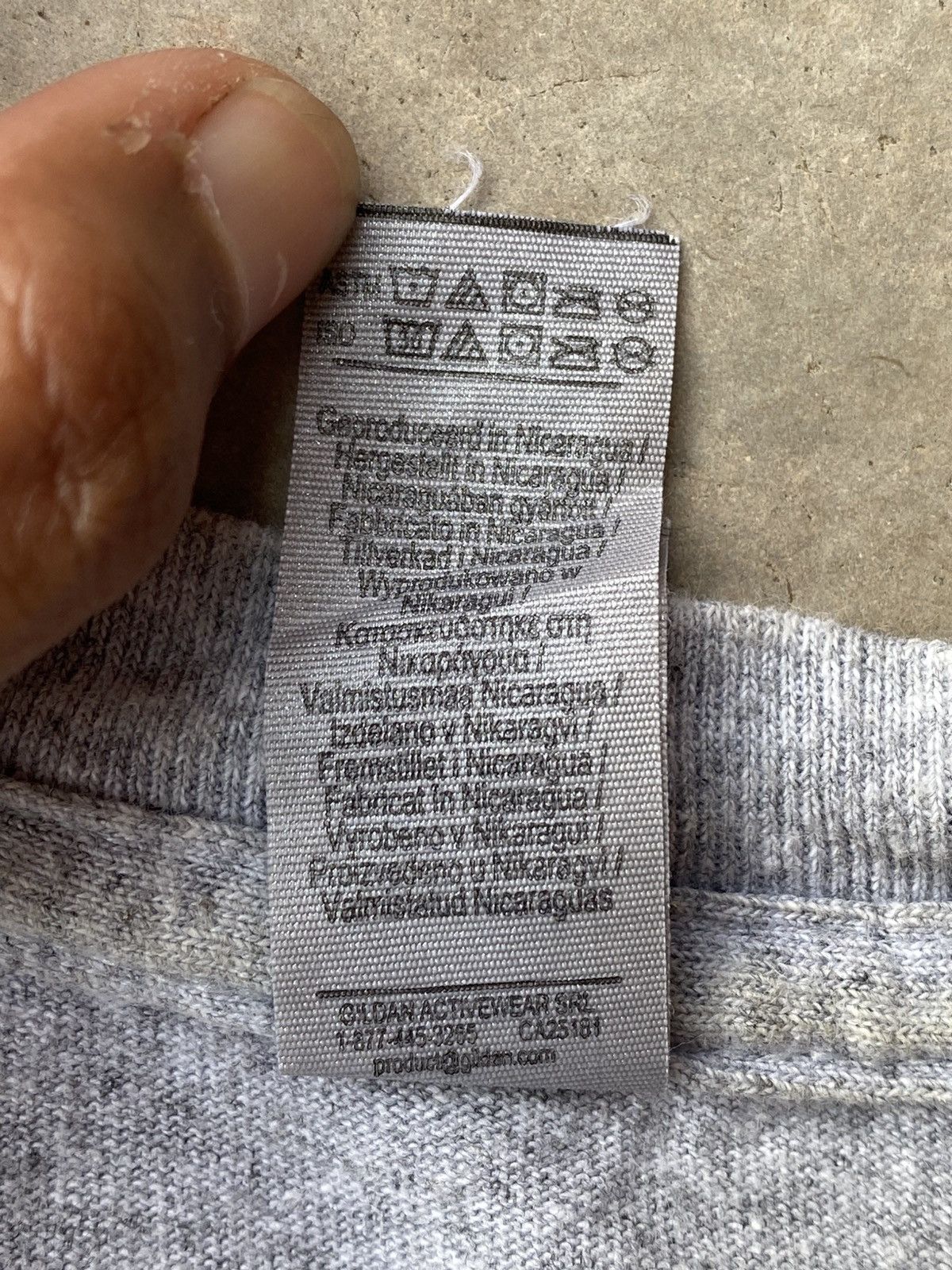 Gildan Gildan ‘Don’t Bully Me I’ll Cum’ Grey Tee Size US L / EU 52-54 / 3 - 10 Thumbnail