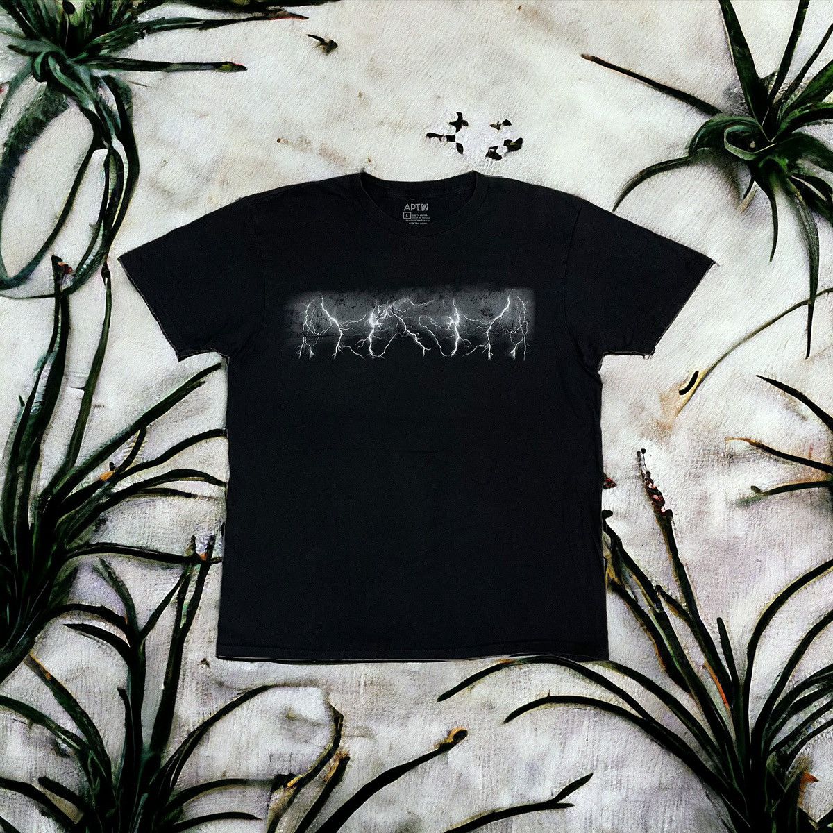 image of Vintage Accpt Bidding Offer 00’S Apt.9 Lighting Flash in Black, Men's (Size Medium)