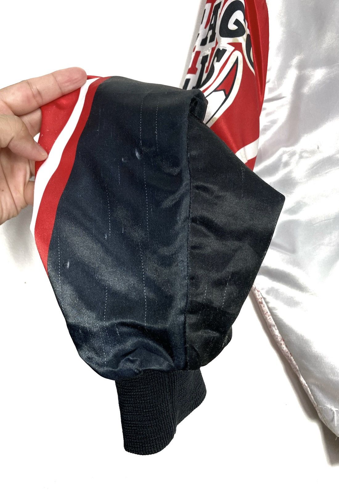 Chalk Line Vtg Chicago Bulls X Michael Jordan Satin Bomber Jacket Size US S / EU 44-46 / 1 - 12 Thumbnail