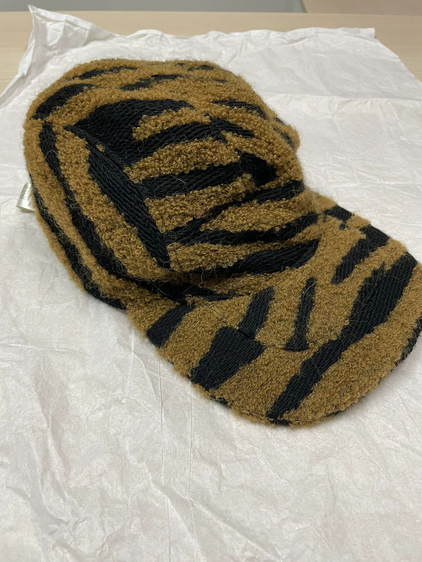 Stella McCartney Stella McCartney Tiger Print Hat Size ONE SIZE - 2 Thumbnail