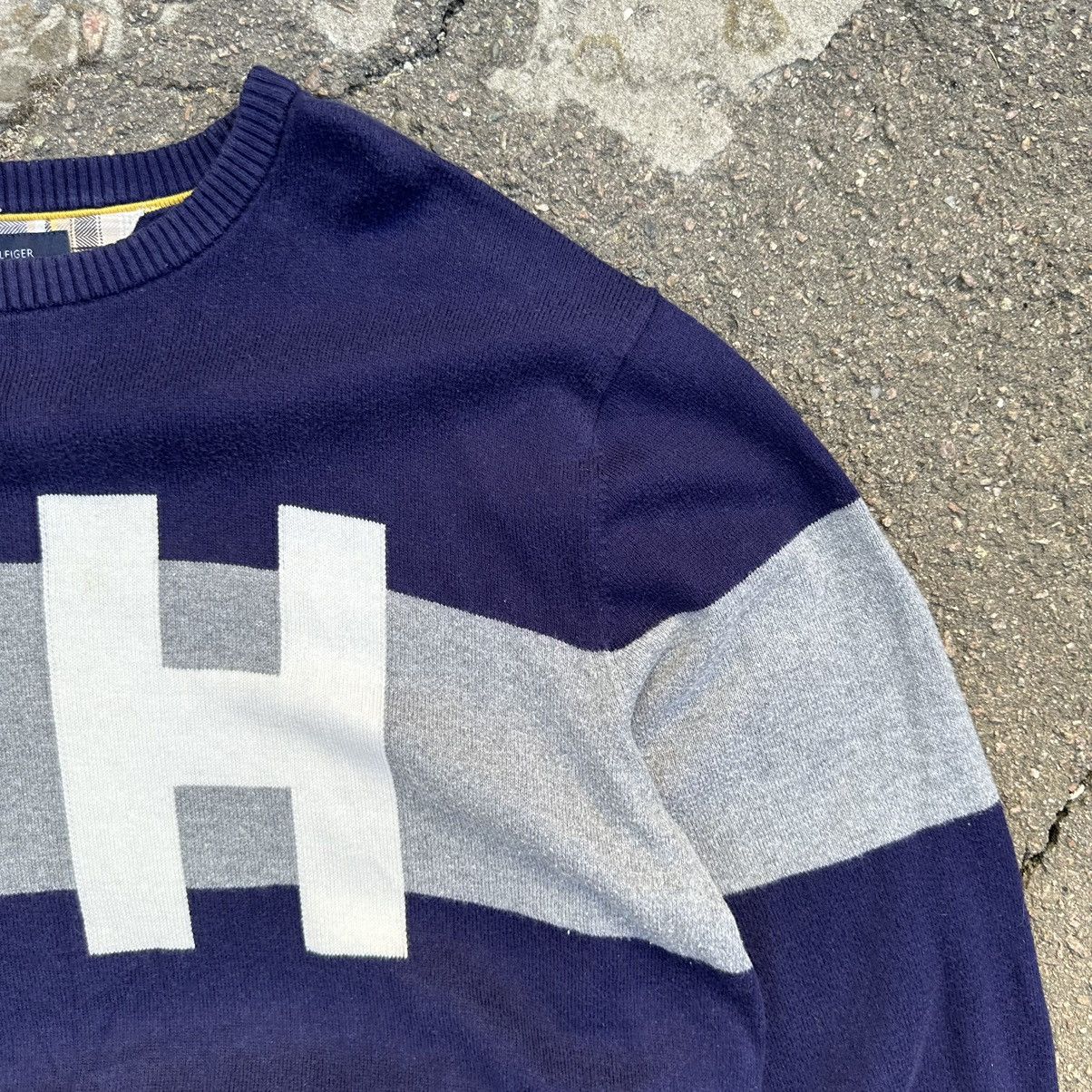 Tommy Hilfiger Vintage Tommy Hilfiger Knit Sweater Logo Lambswool 90s Y2K Size US XXL / EU 58 / 5 - 4 Thumbnail