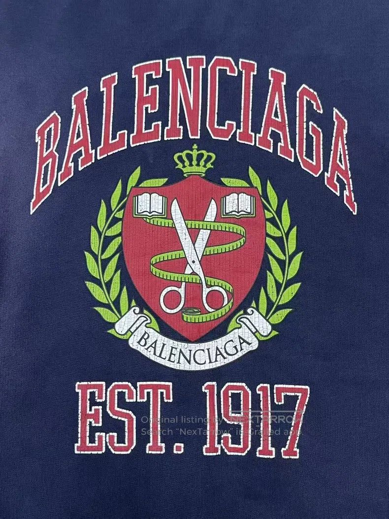Balenciaga Balenciaga Emblem logo printed round neck long-sleeve swea Size US S / EU 44-46 / 1 - 3 Thumbnail