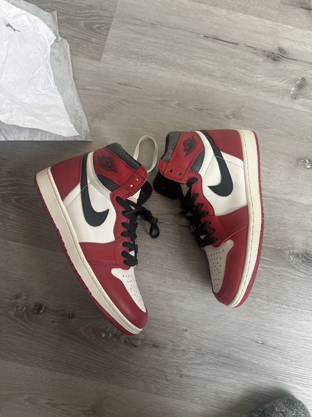 Jordan Brand Lost and Found Air Jordan 1 Size US 9.5 / EU 42-43 - 4 Thumbnail