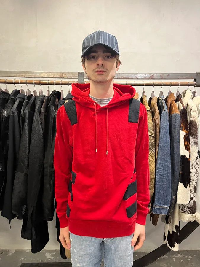 Givenchy × Vintage AW2017 Givenchy Black Padded Red Contemporary Hoodie by Riccardo Tisci Size US M / EU 48-50 / 2 - 3 Thumbnail