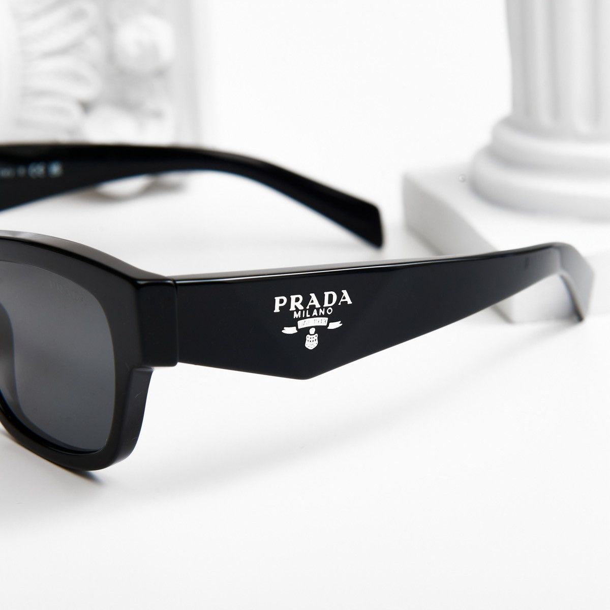 Prada PRADA 0PR B09S 16K08Z SUNGLASSES Size ONE SIZE - 3 Thumbnail