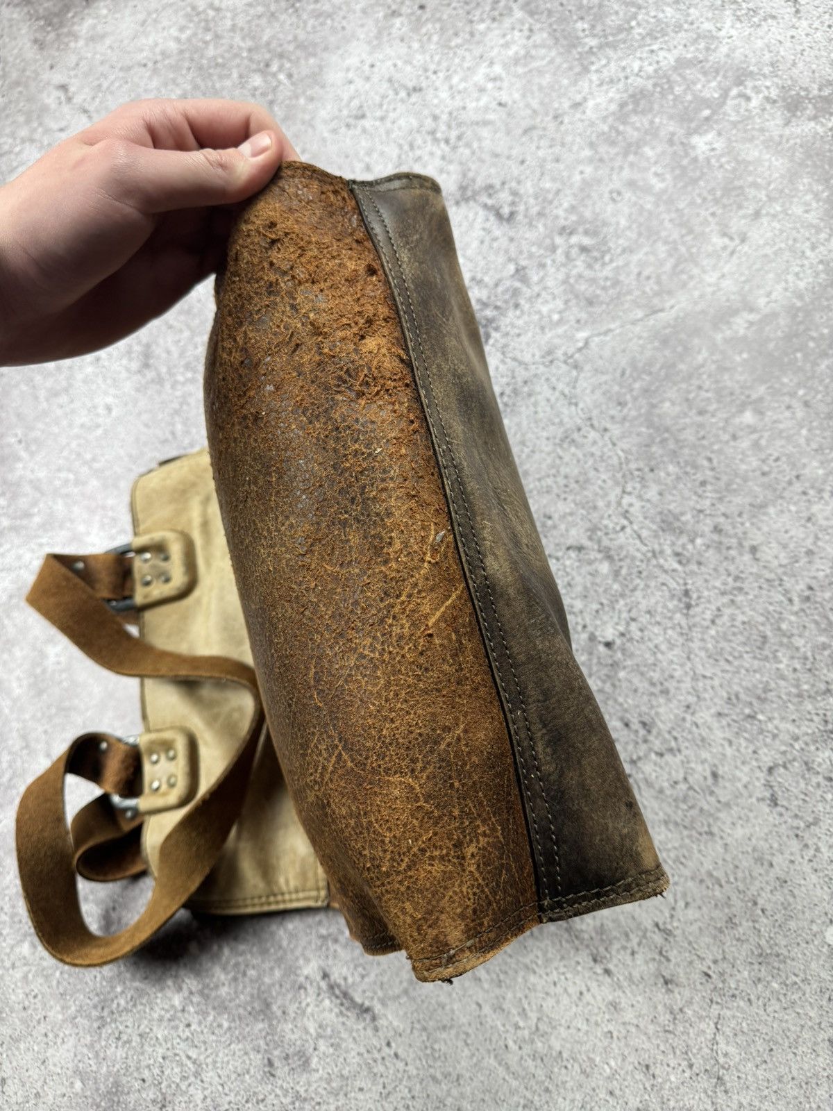 Diesel 🟤Vintage Brown Leather Diesel Shoulder bag Y2k Crossbody 🟤 Size ONE SIZE - 10 Thumbnail