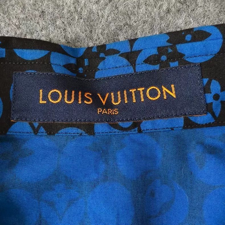 Louis Vuitton louis vuitton logo patterned long sleeve shirt-2507 Size US S / EU 44-46 / 1 - 3 Thumbnail