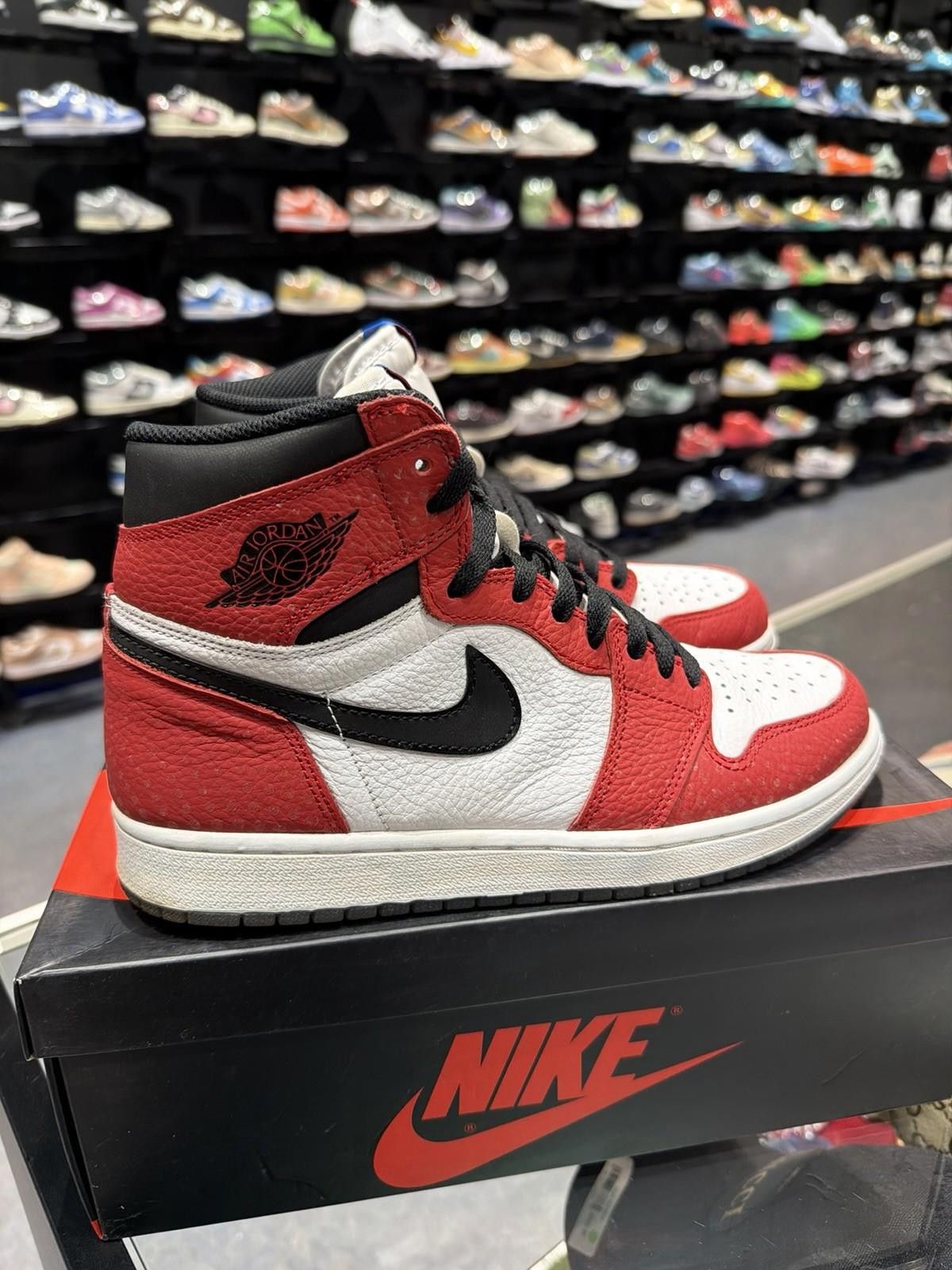 Nike Nike Air Jordan 1 Retro Origin Story Spiderman Size 8.5 Size US 8.5 / EU 41-42 - 2 Thumbnail