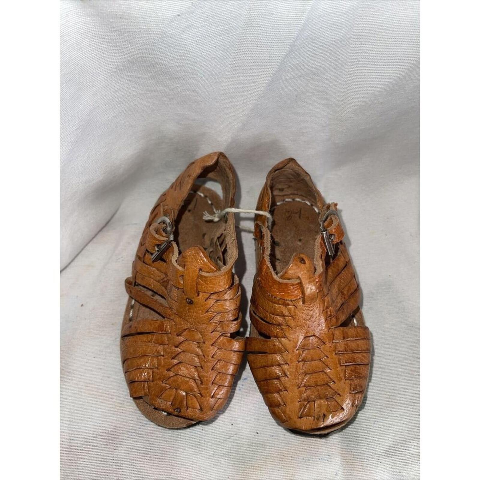 Designer Stylish Handcrafted Leather Sandals Size US 5 / EU 37 - 4 Thumbnail