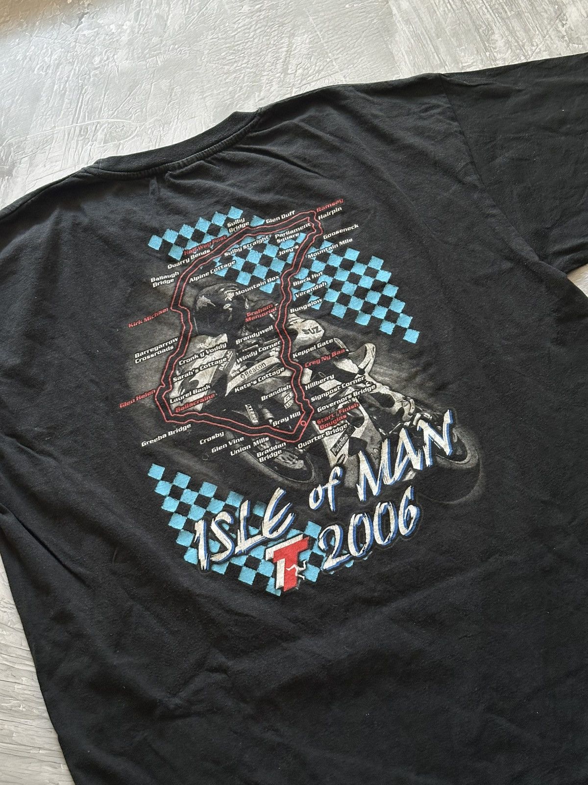 Vintage Vintage Isle Of Man 2006 Rare Tee Size US XL / EU 56 / 4 - 4 Thumbnail