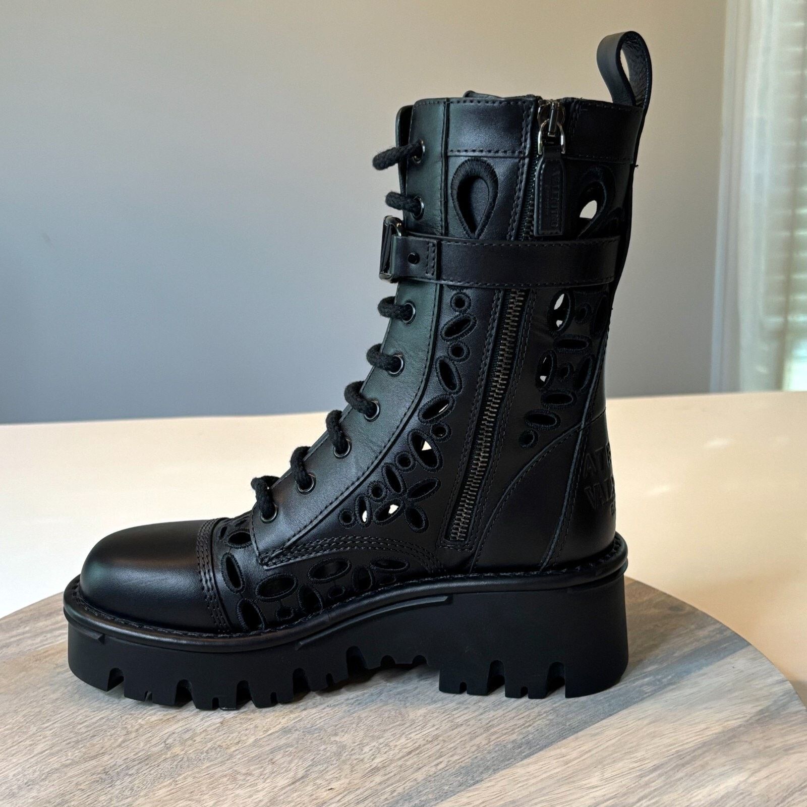 Valentino Valentino Atelier San Gallo Combat Boots EU Size 35 US 5 Size US 5 / IT 35 - 4 Thumbnail