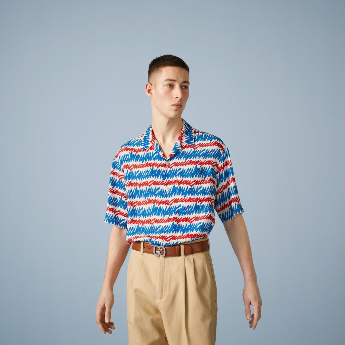 Gucci 48 M Gucci Loves You Print Silk Button Shirt Red Blue White Size US M / EU 48-50 / 2 - 5 Thumbnail