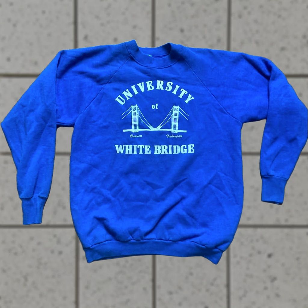 Fruit Of The Loom VINTAGE University Of Nashville State USA Sweatshirt Size XL White 90s Size US XL / EU 56 / 4 - 1 Thumbnail