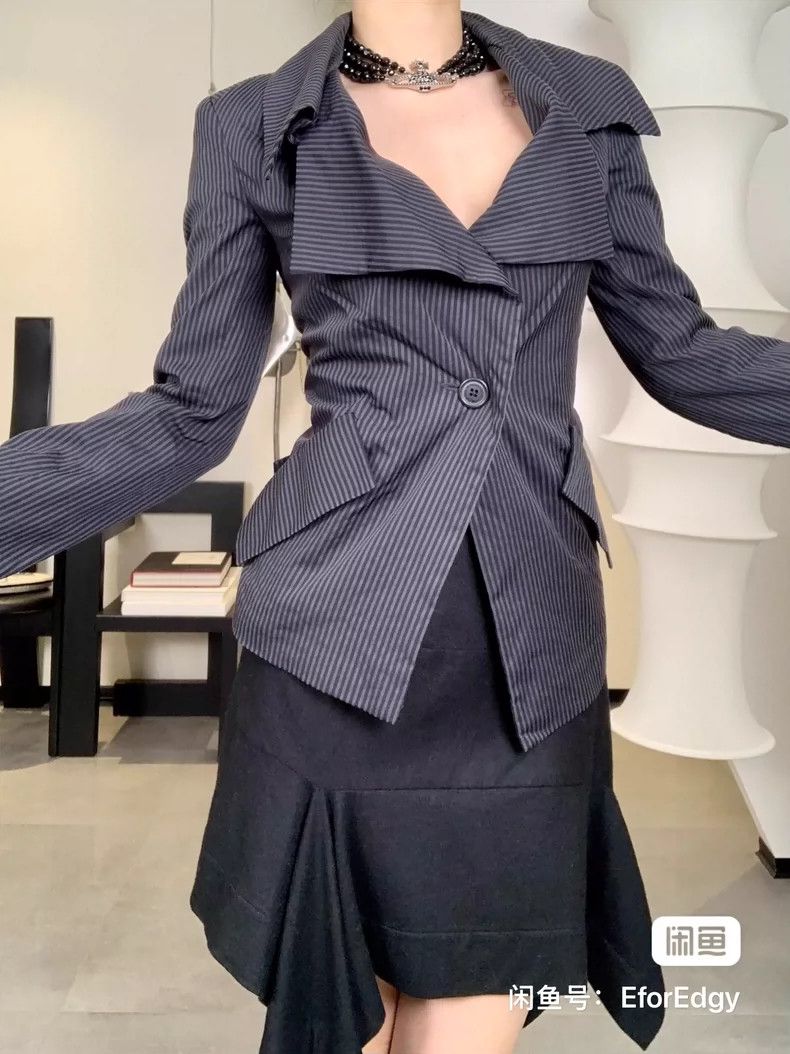 Vivienne Westwood Vivienne Westwood Black and gray striped overcoat with lar Size S / US 4 / IT 40 - 1 Thumbnail