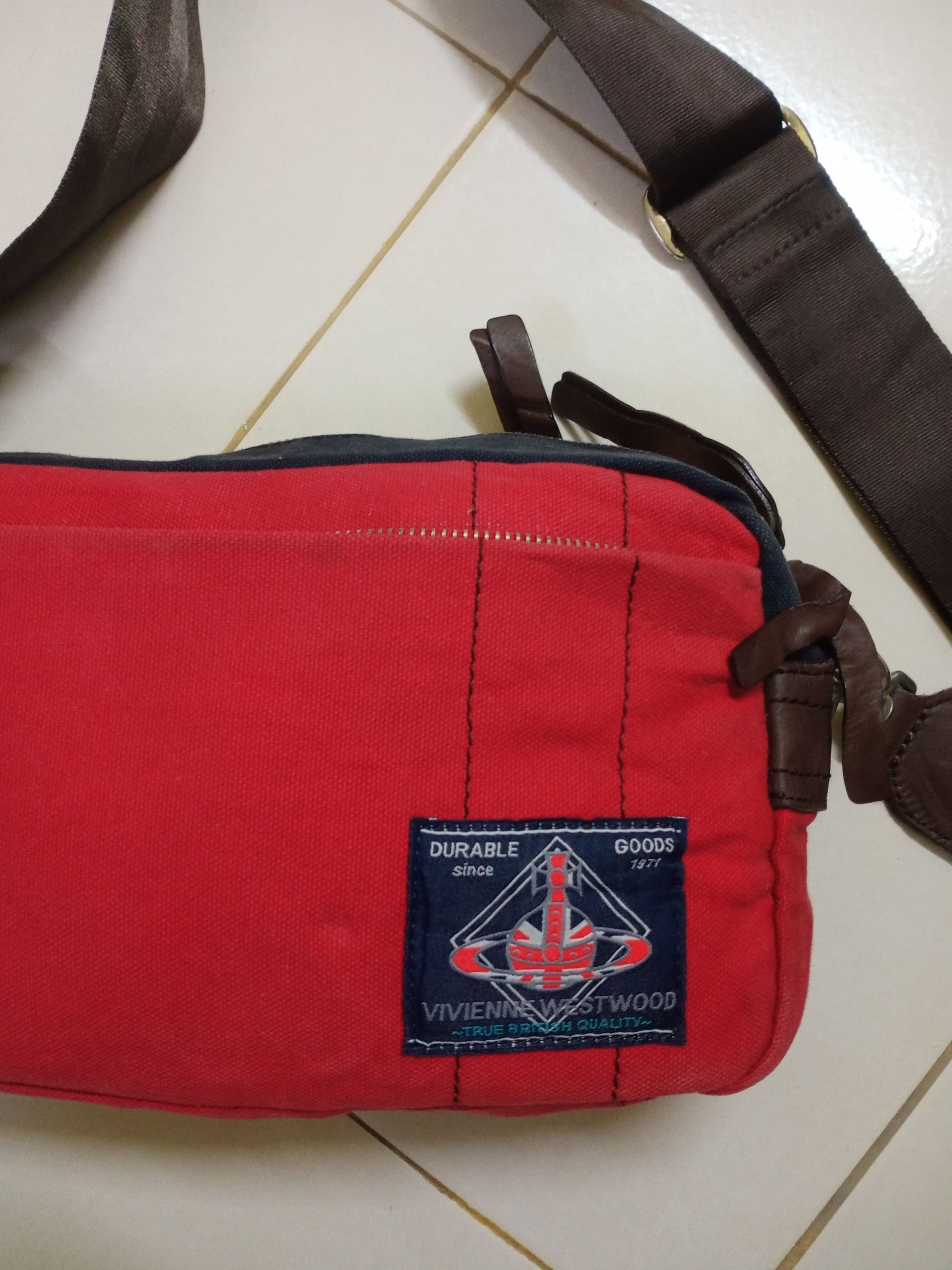 Vivienne Westwood RARE VIVIENNE WESTWOOD SLING BAG Size ONE SIZE - 2 Thumbnail