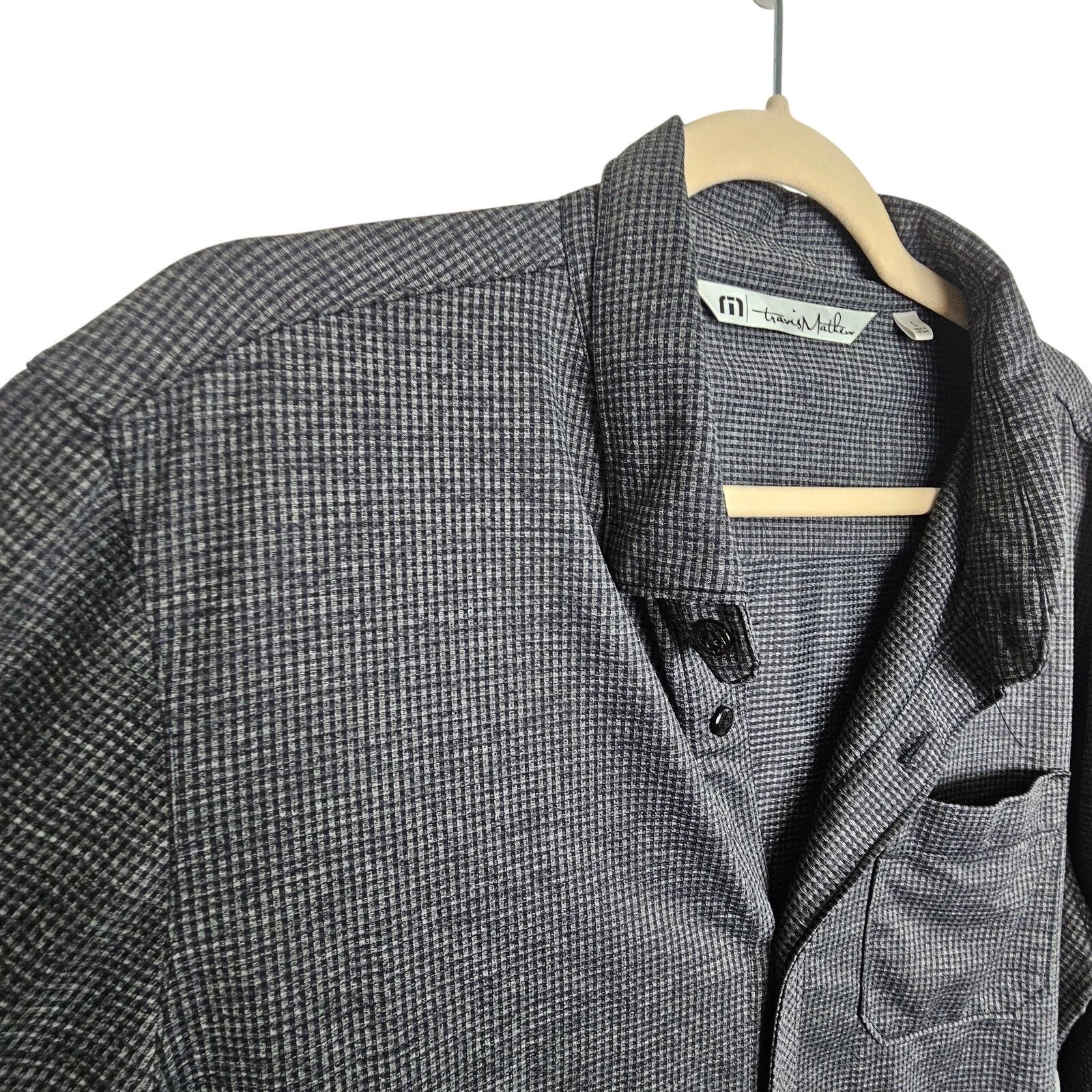 TravisMathew Travis Mathew Mens Button Shirt L Casual Golf Gorp Stretch Size US L / EU 52-54 / 3 - 5 Thumbnail