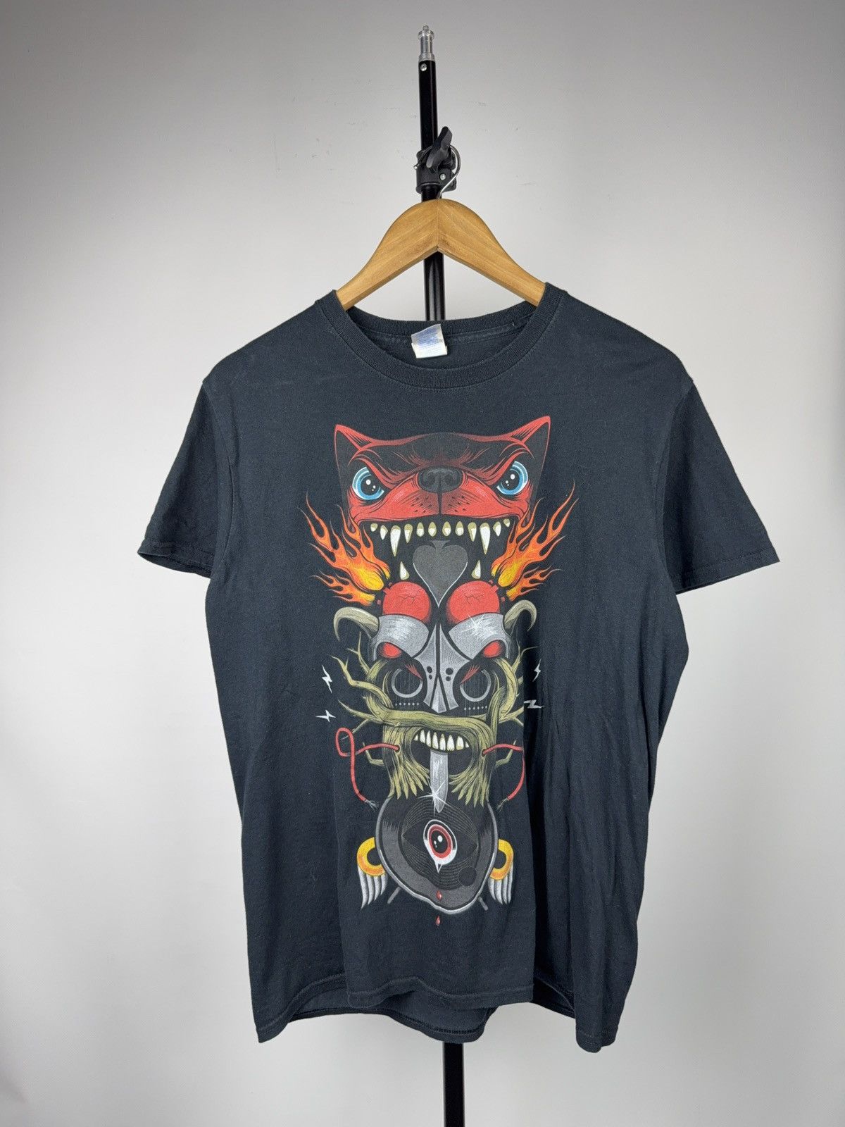 Band Tees 00s Download Festival Dog Skull Lineup Graphic T-Shirt Size US M / EU 48-50 / 2 - 1 Thumbnail