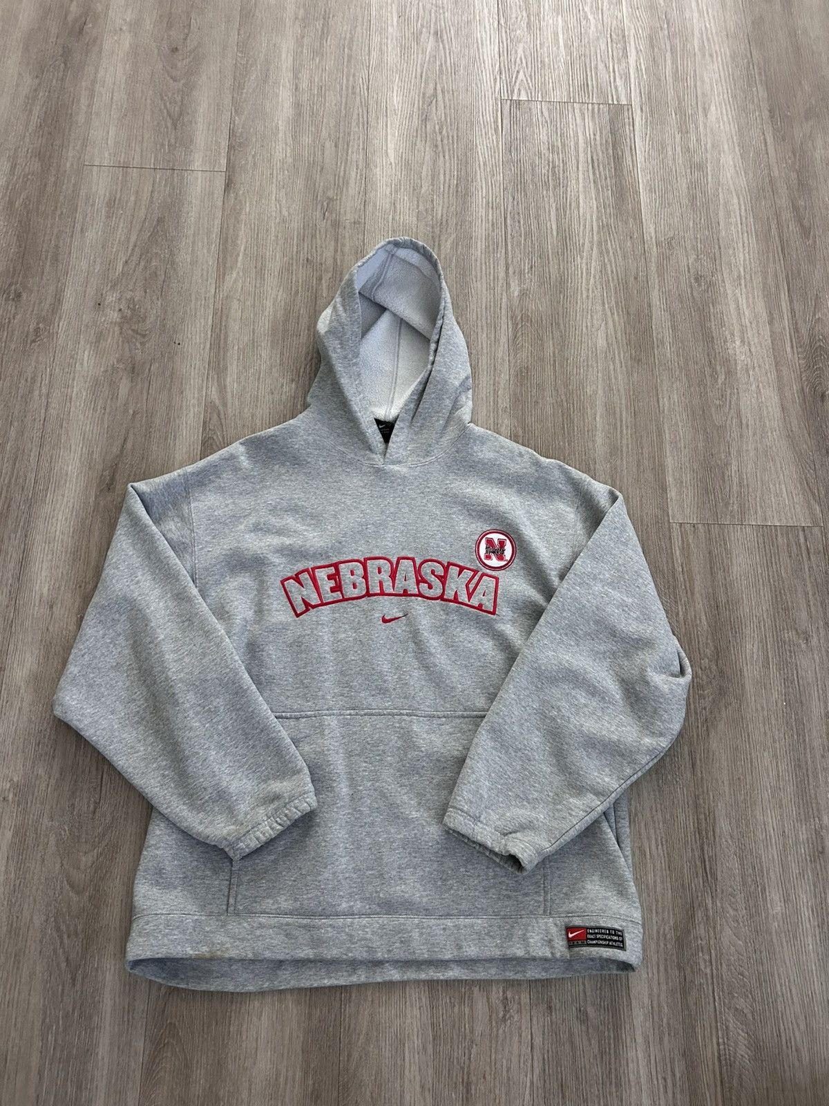 Nike Vintage Nike Grey Nebraska Hoodie Size US L / EU 52-54 / 3 - 1 Thumbnail
