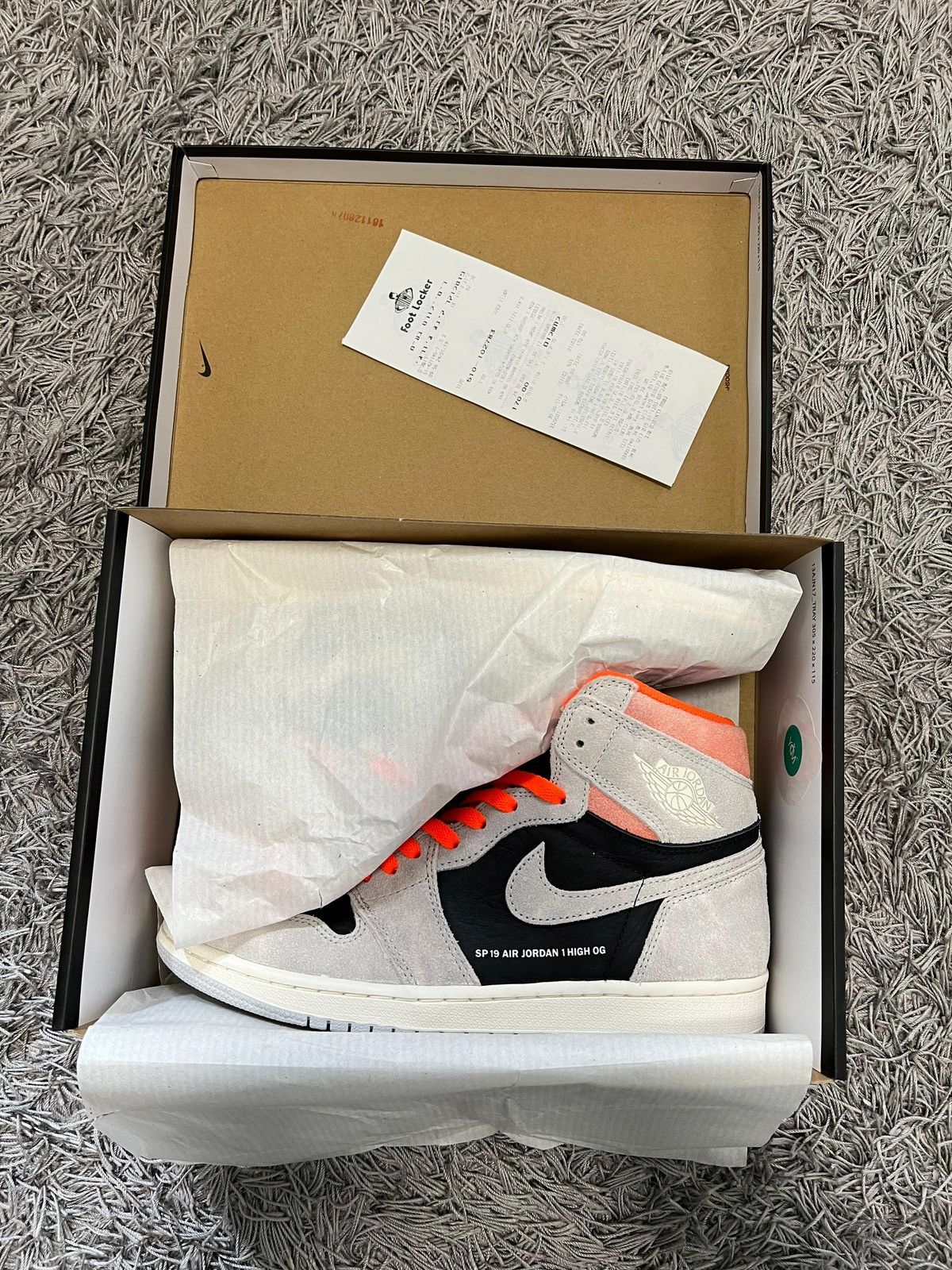 Nike Jorden 1 high Neutral grey hyper crimson Size US 9 / EU 42 - 13 Thumbnail