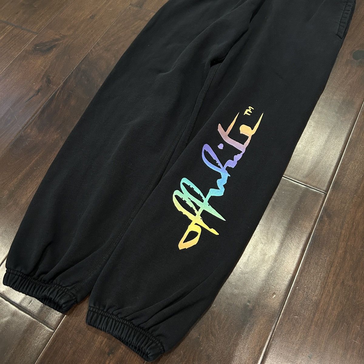 Off-White Off White Rainbow Script Sweatpants Size US 34 / EU 50 - 4 Thumbnail