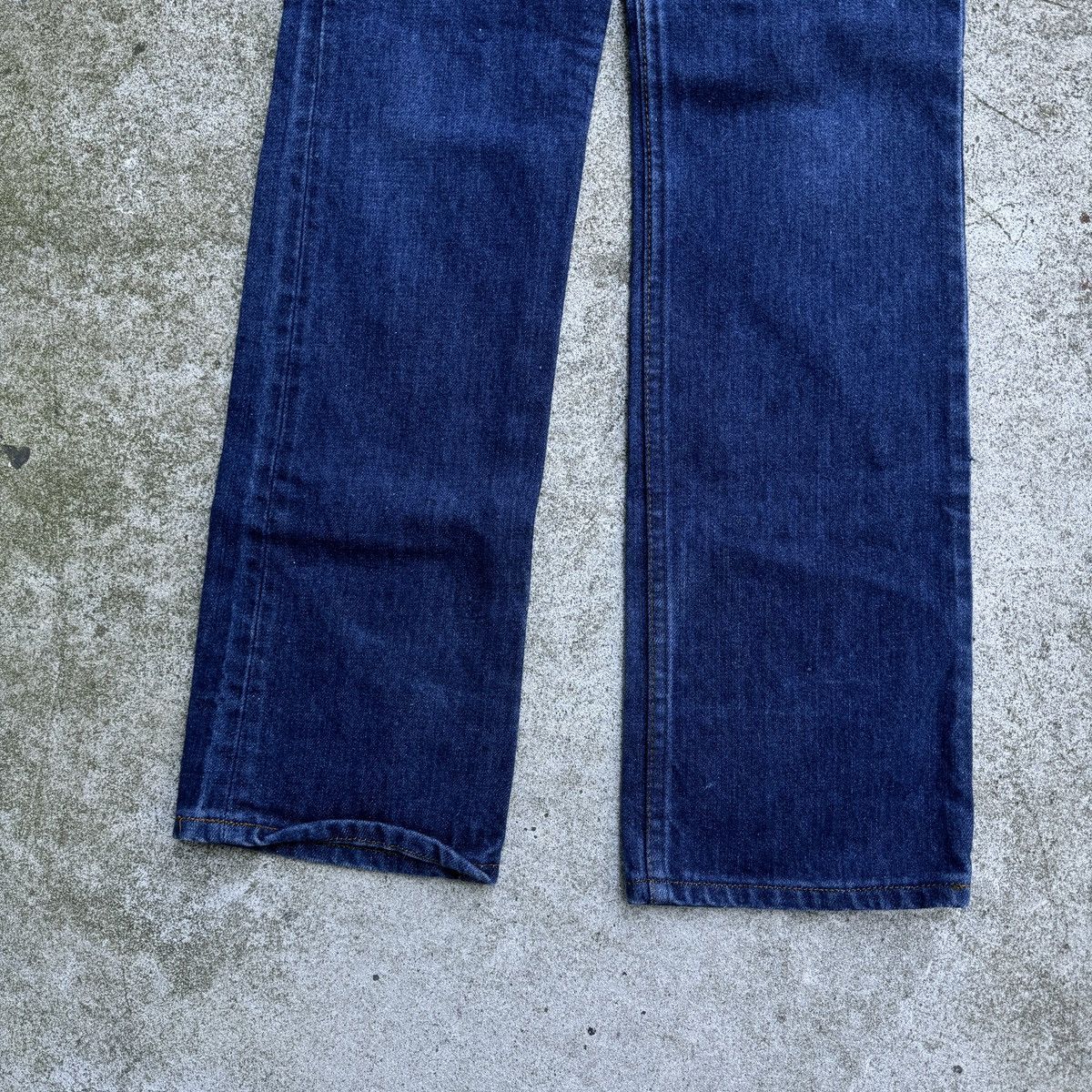 Levi's Vintage 80s Levi's 563 Dark Wash Bootcut Jeans 24x32 Size 24" / US 00 / IT 34 - 10 Thumbnail