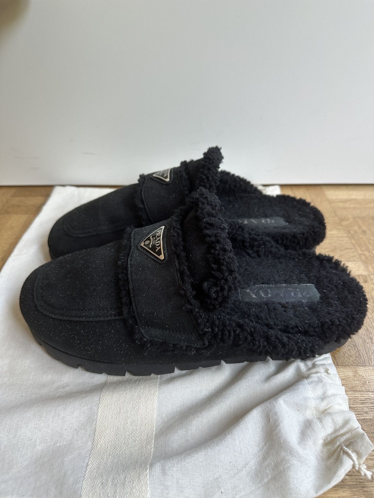 Prada Prada Plaque Logo Shearling Mules Size US 13 / EU 46 - 6 Thumbnail