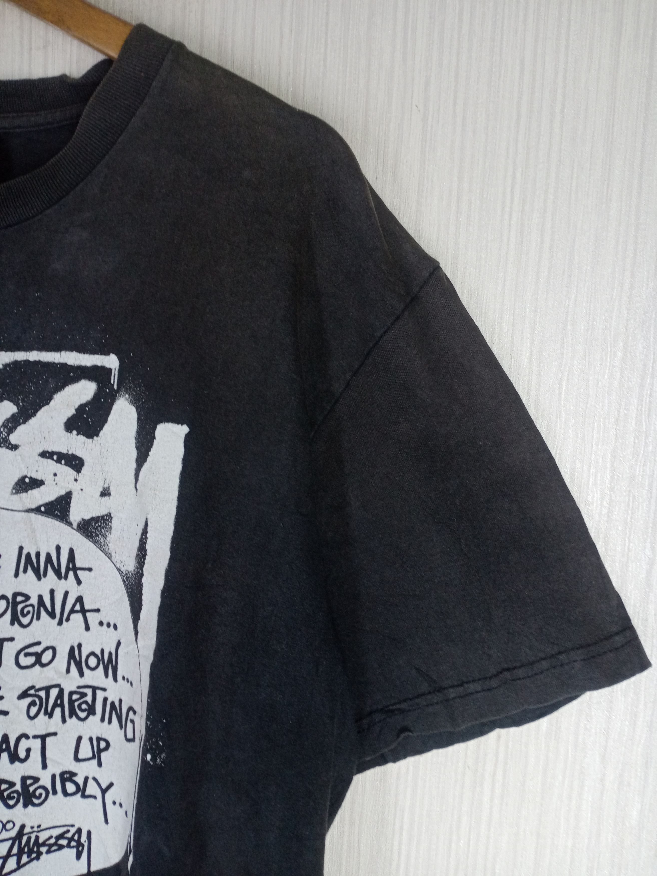 Stussy Rare Vintage Stussy Distressed Tshirt Size US L / EU 52-54 / 3 - 9 Thumbnail