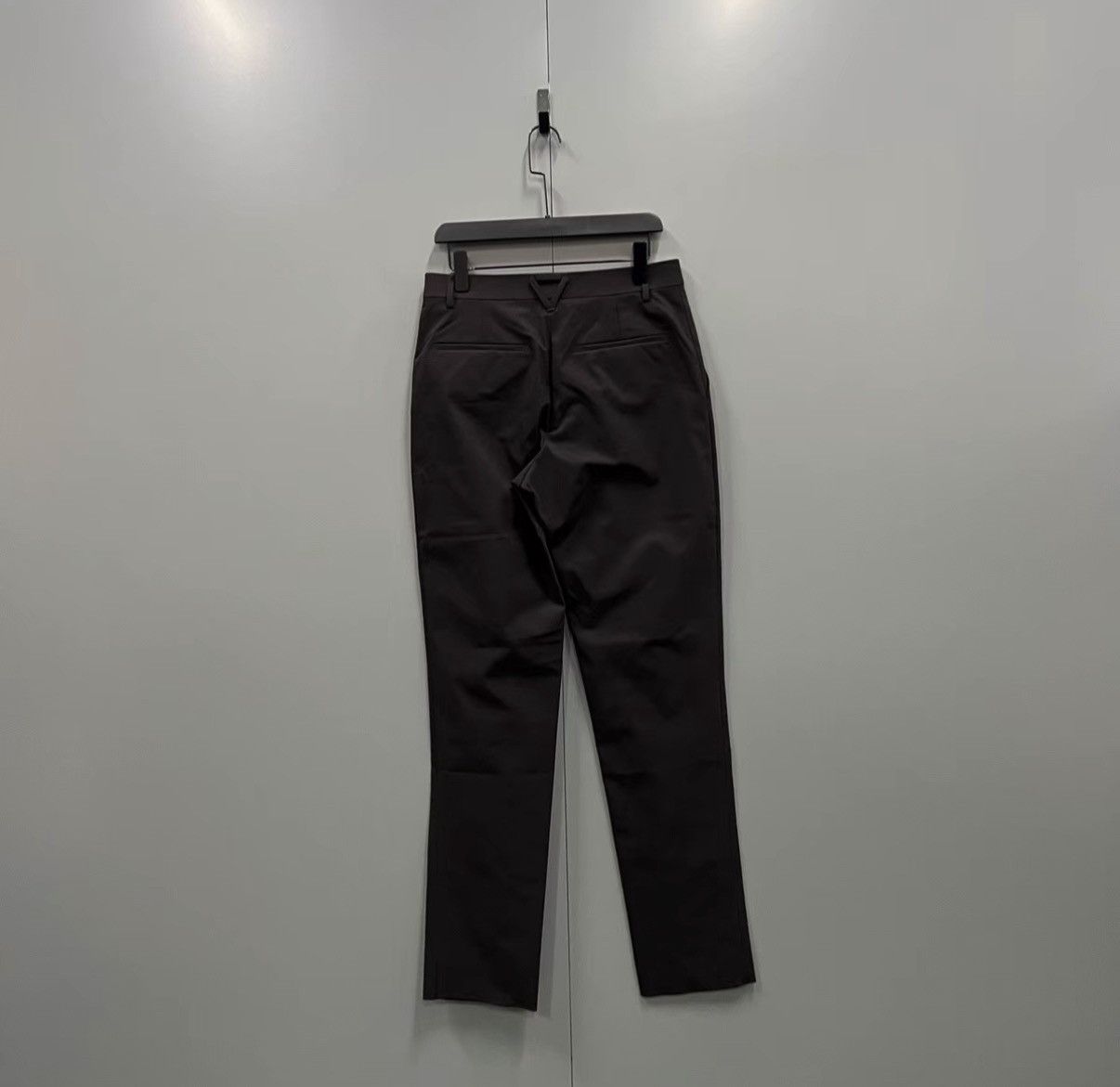 Bottega Veneta Bottega Veneta Solid Casual Straight-leg Dress Pants J41 Size US 28 / EU 44 - 2 Thumbnail