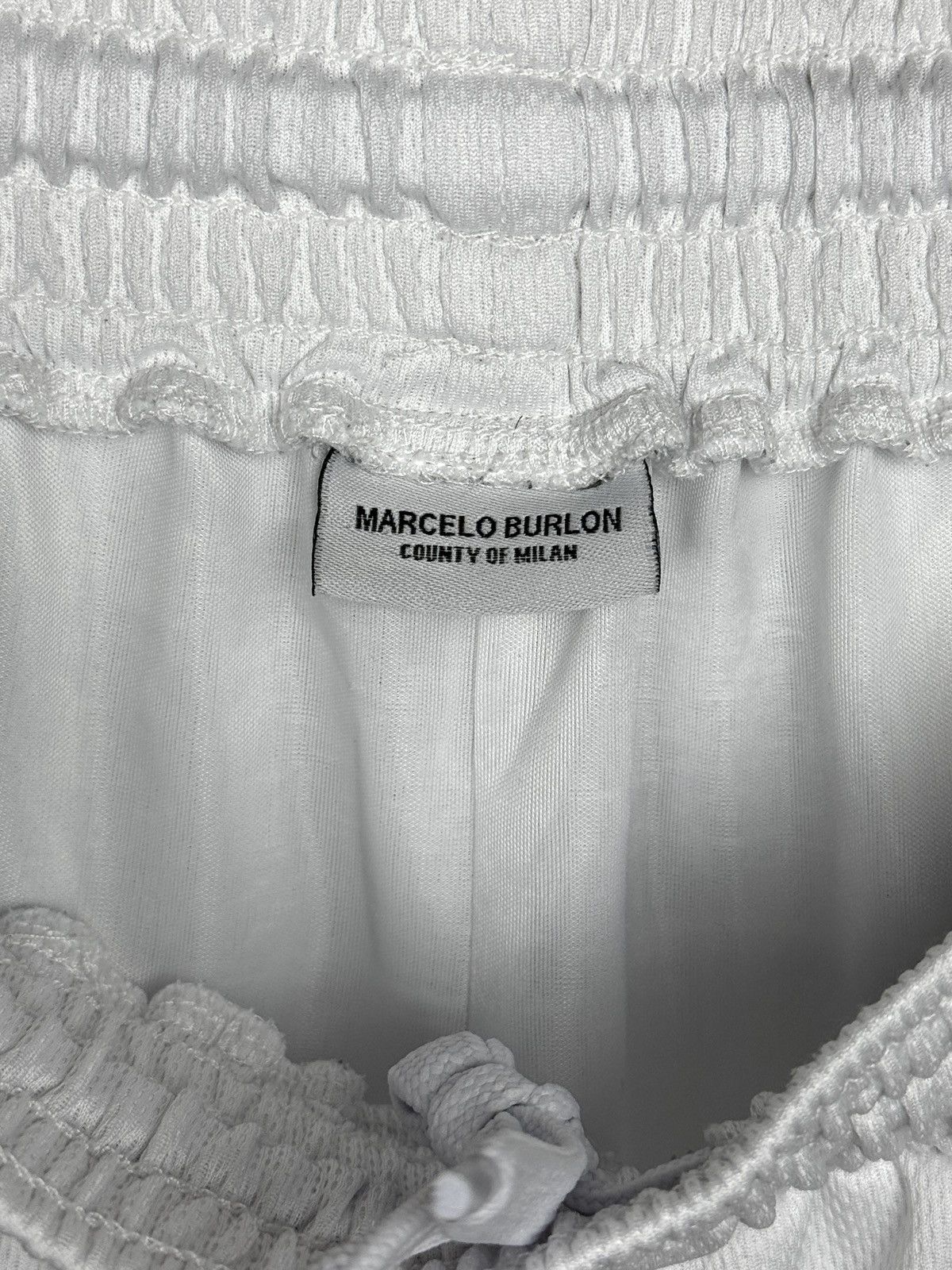 Marcelo Burlon Marcelo Burlon Fuego White Activewear Shorts size L Size US 34 / EU 50 - 9 Thumbnail