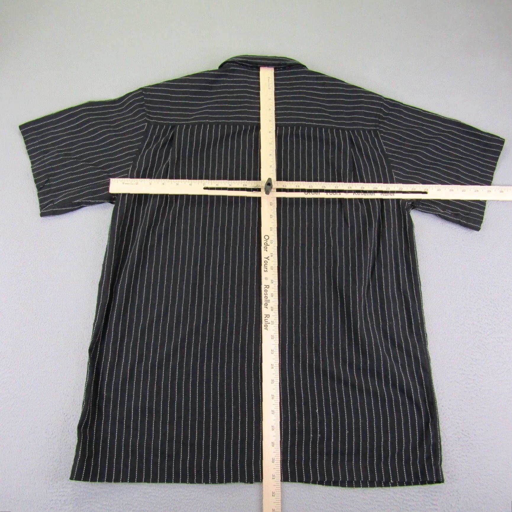 Avirex VINTAGE Avirex Shirt Mens Large Black White Pinstripes Stripes Button Up Camp Casual Y2K Size US L / EU 52-54 / 3 - 4 Thumbnail
