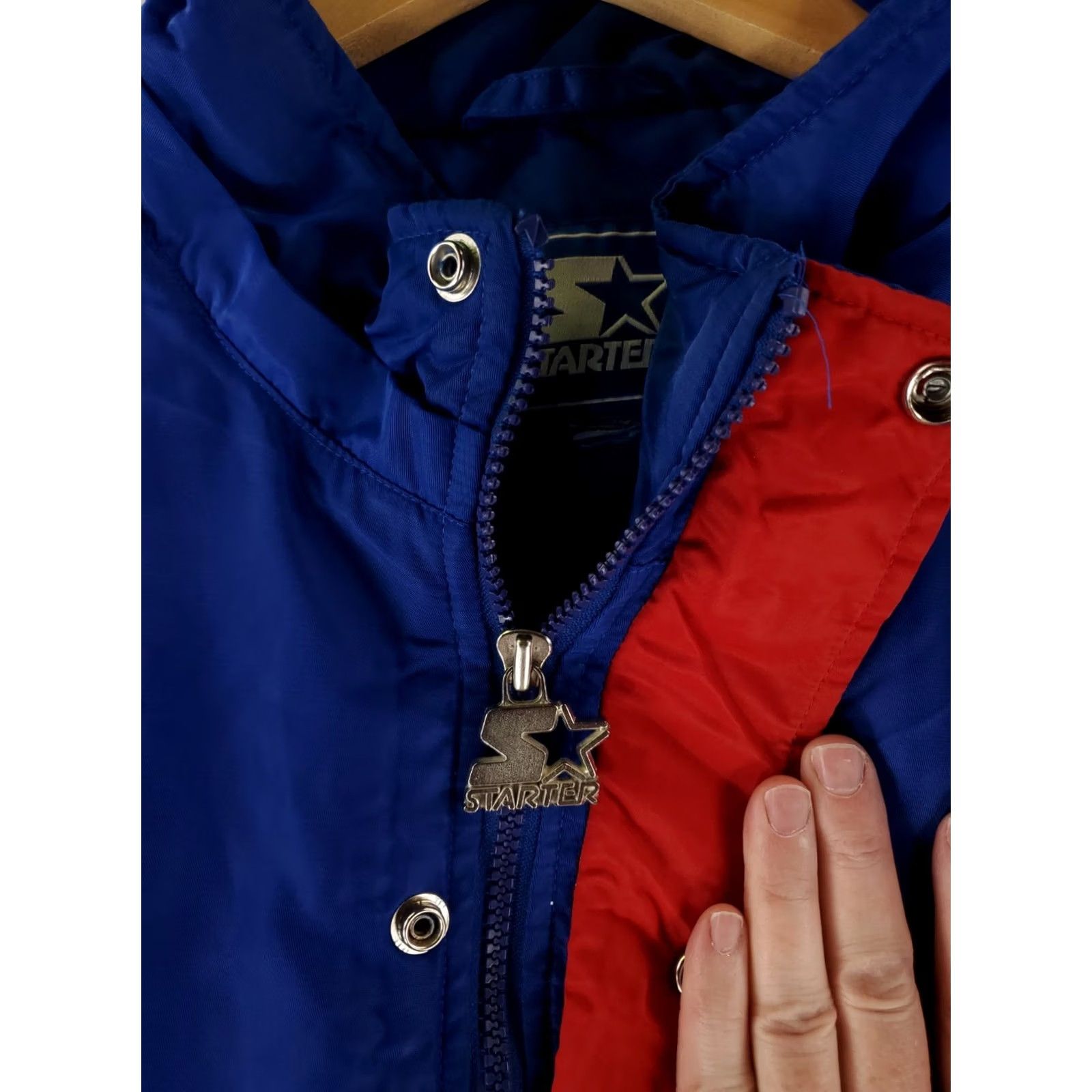 Starter VINTAGE Starter Jacket VTG 90s University Kansas Full Zip Snap Embroidered Blue Mens 3XL Parka Jacket, Blue, 3XL Size US XXL / EU 58 / 5 - 3 Thumbnail