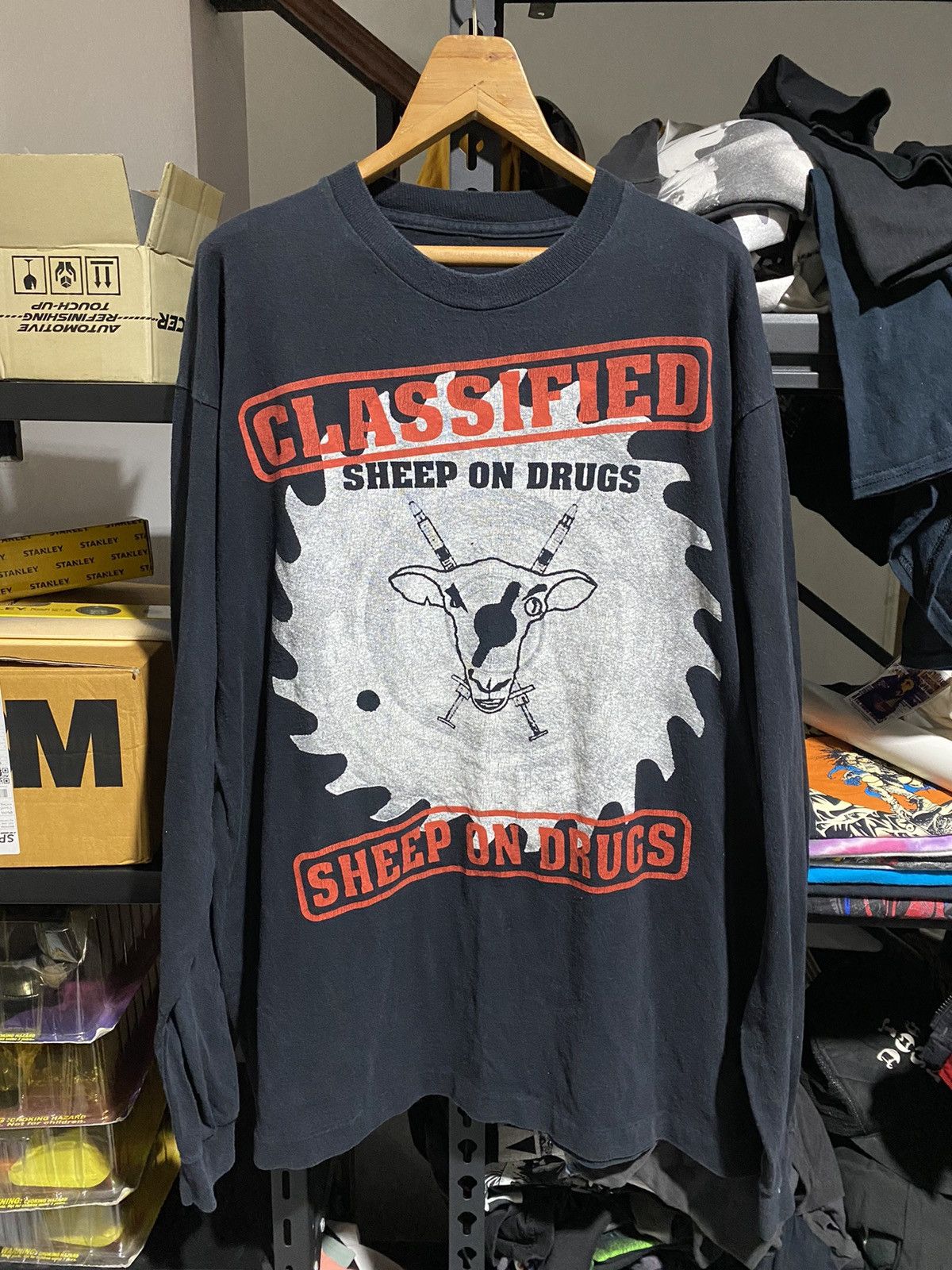 Band Tees Vintage 90S SHEEP ON DRUGS Band Tee Size US XL / EU 56 / 4 - 1 Thumbnail