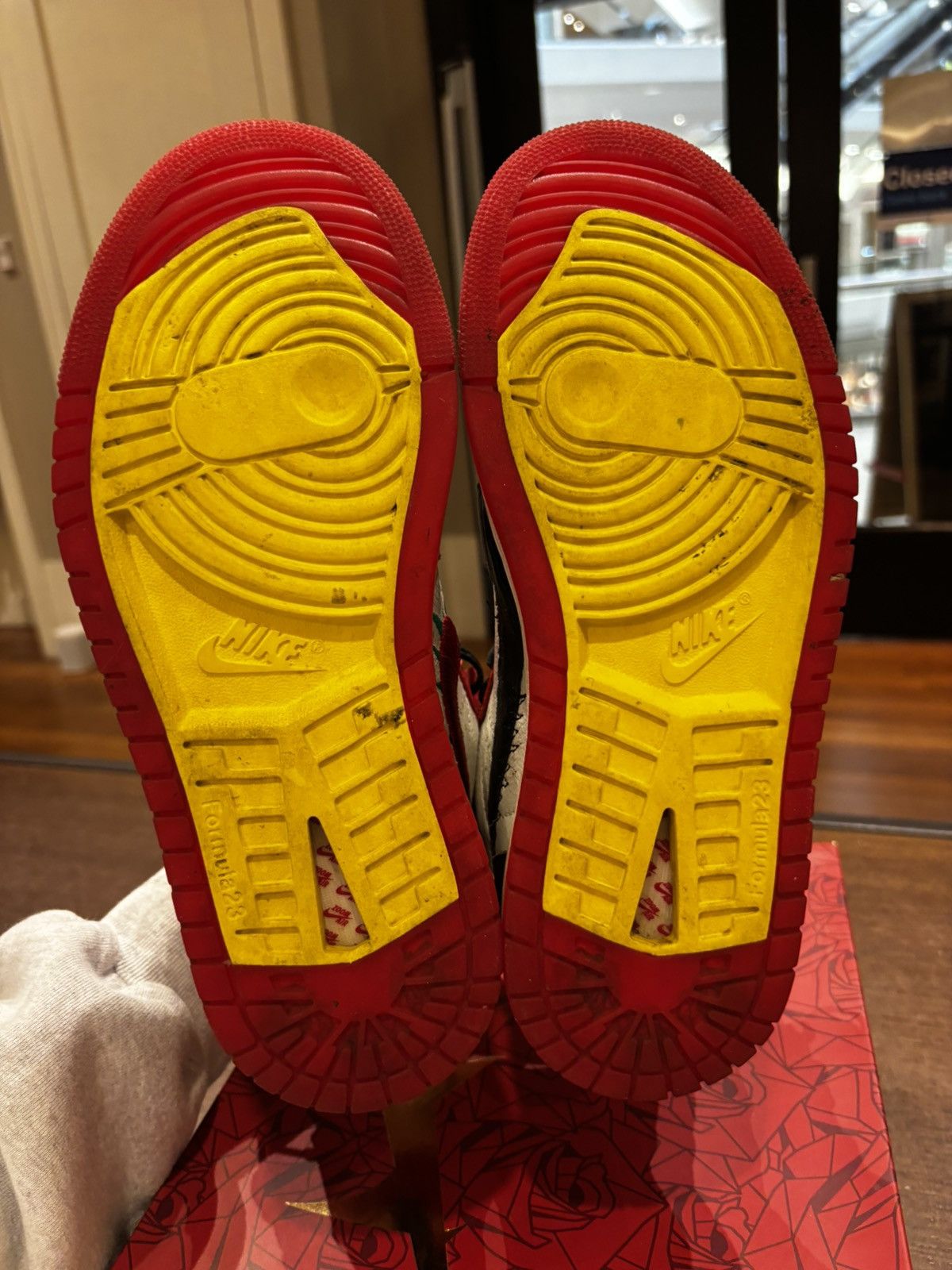 Jordan Brand Jordan 1 High CMFT Teyana Taylor Size US 8.5 / EU 41-42 - 5 Thumbnail