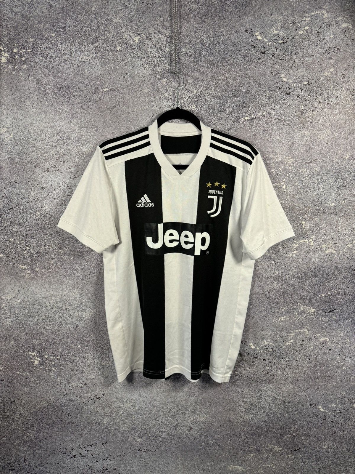 Adidas × Vintage Vintage Juventus 2018/19 Adidas Jersey Blokcore Medium Size US M / EU 48-50 / 2 - 1 Thumbnail