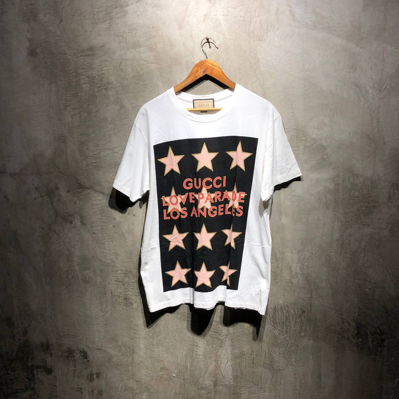 Gucci Gucci Souvenir from Los Angeles-print T-shirt size M | Grailed
