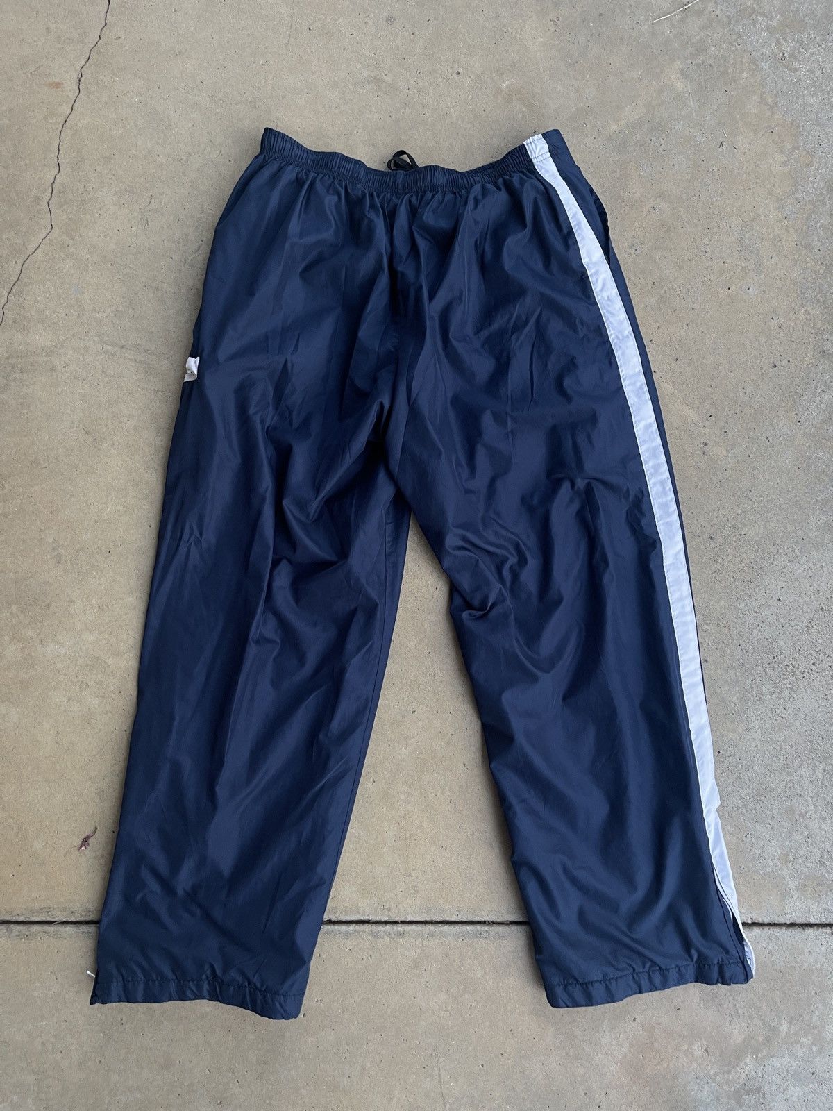 Nike Vintage Nike fleece track pants XL 40-44 (white swoosh) Size US 42 / EU 58 - 2 Thumbnail