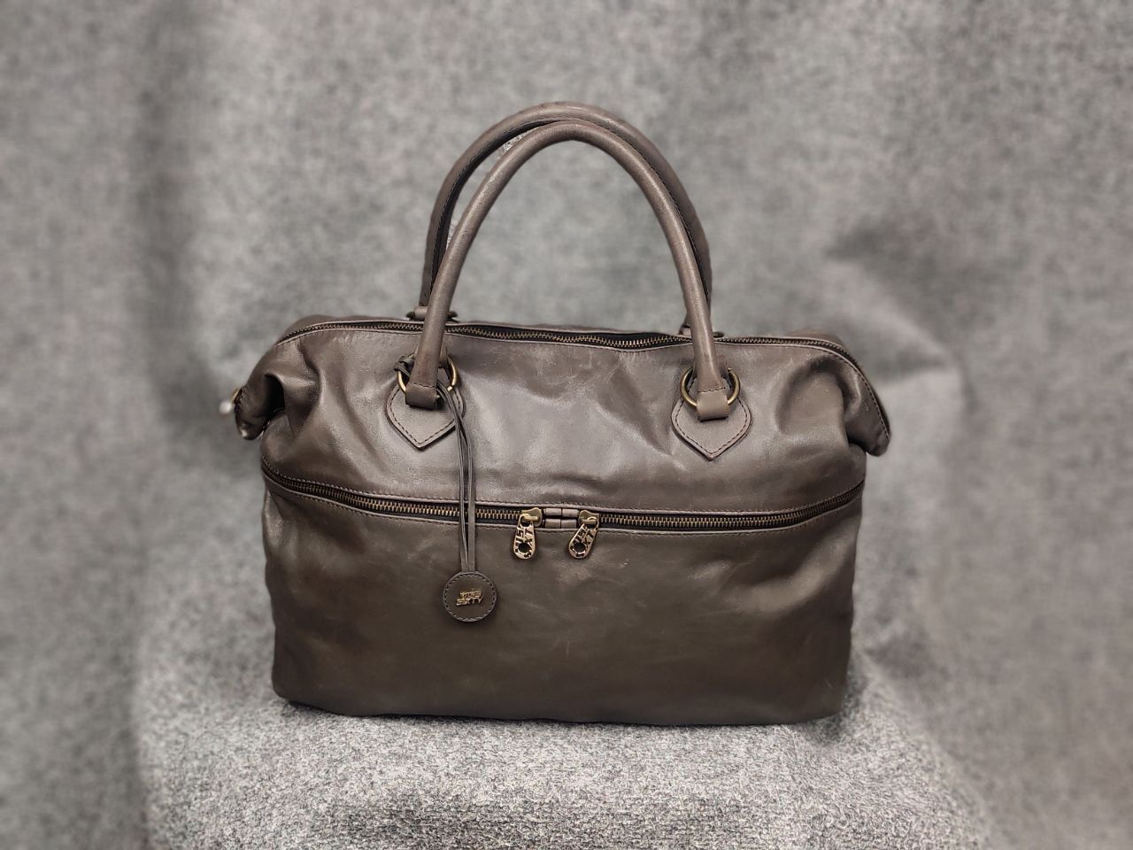Miss Sixty Miss Sixty Vintage Y2K Dark Leather Oversized Zip Handbag Size ONE SIZE - 2 Thumbnail