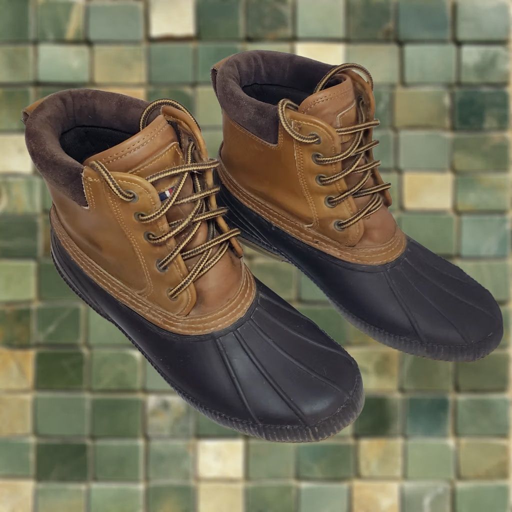 Tommy Hilfiger Tommy Hilfiger TMCHARLIE Mens Sz 9 Tan Leather Lace Up Duck Boots Waterproof Size US 9 / EU 42 - 1 Thumbnail