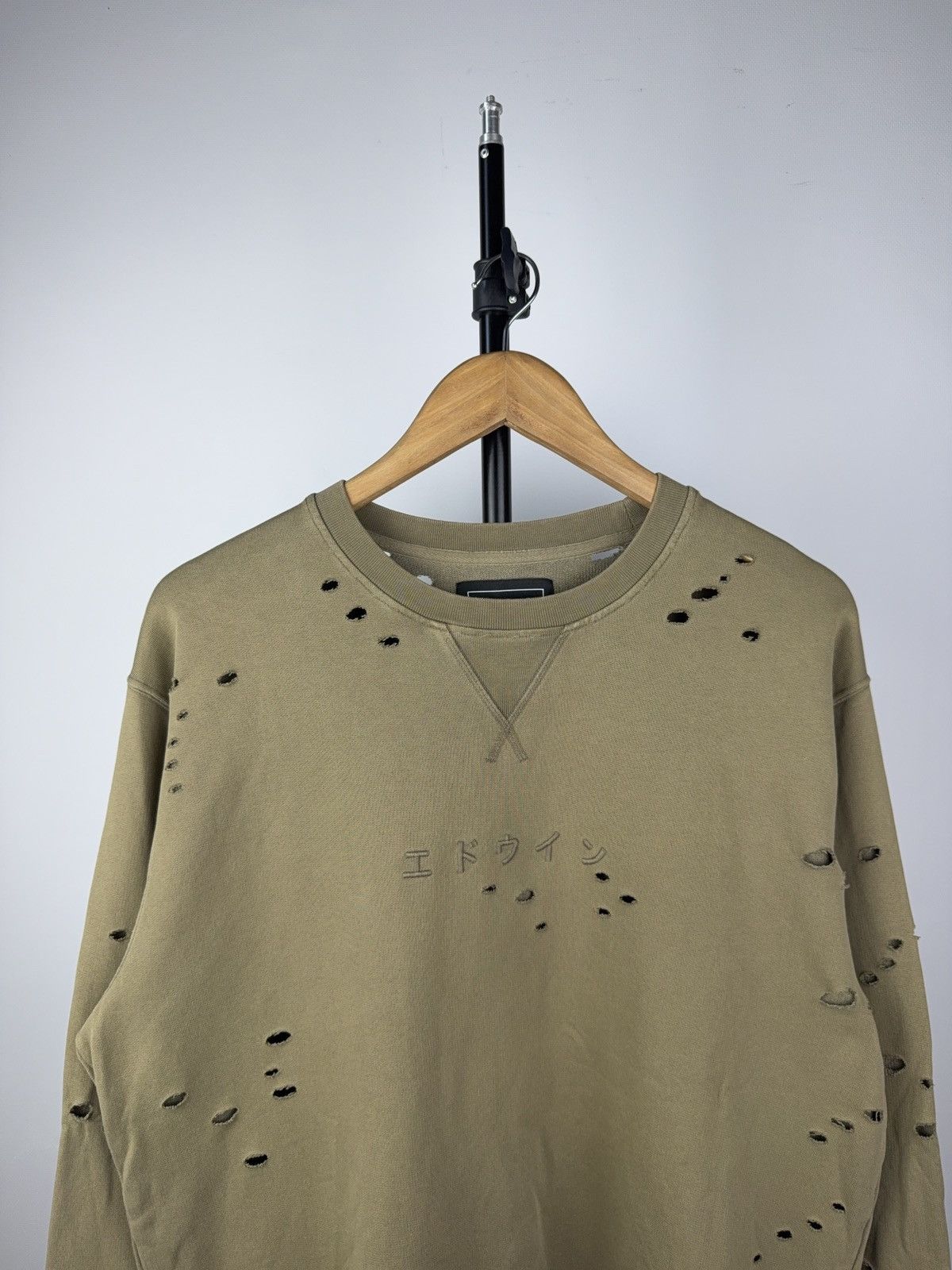 Edwin Distressed Y2K Retro Edwin Vintage style 90s Sweatshirt Size US L / EU 52-54 / 3 - 2 Thumbnail