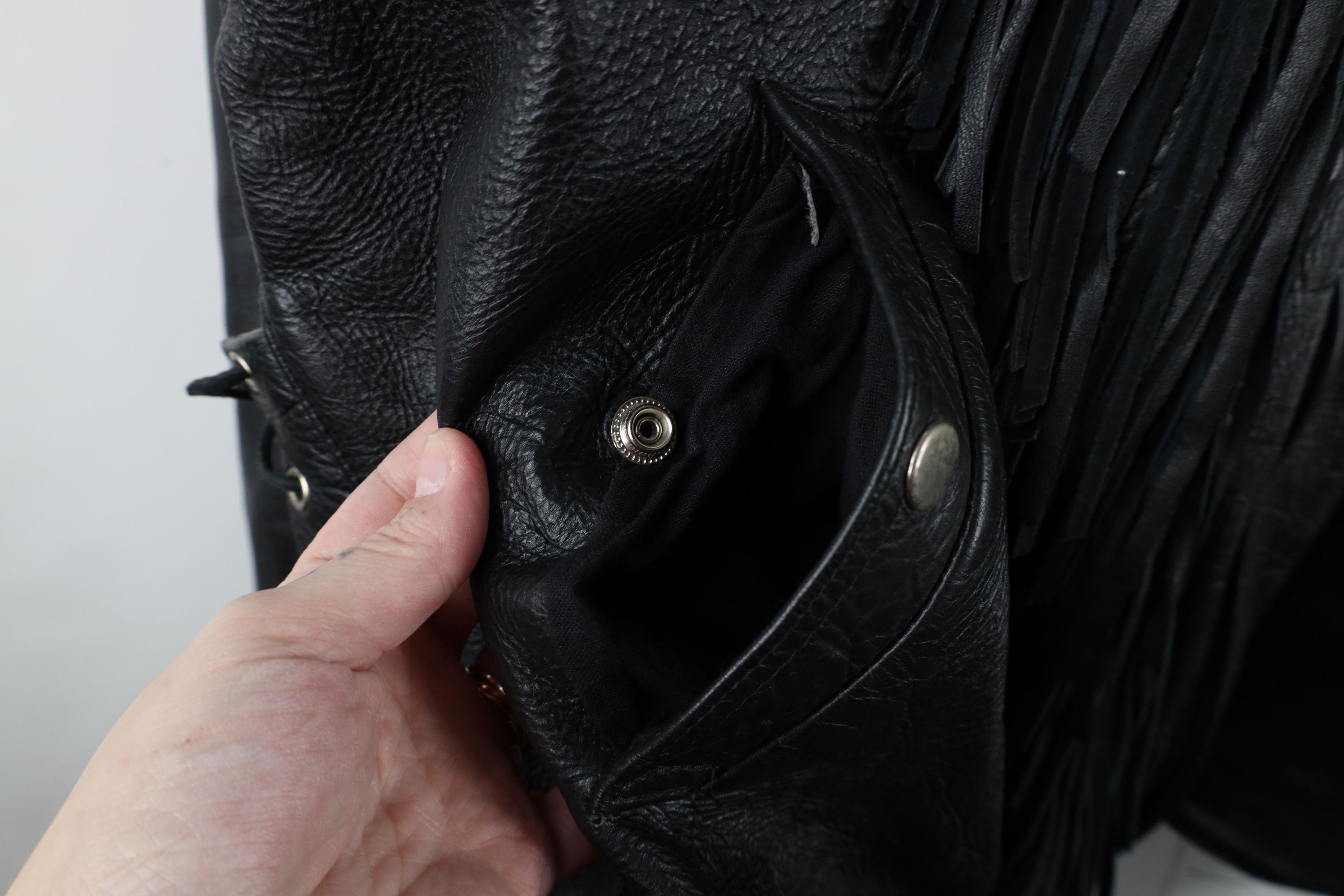 Vintage Vintage 90s Streetwear Leather Fringed Motorcycle Jacket Size US XXL / EU 58 / 5 - 6 Thumbnail
