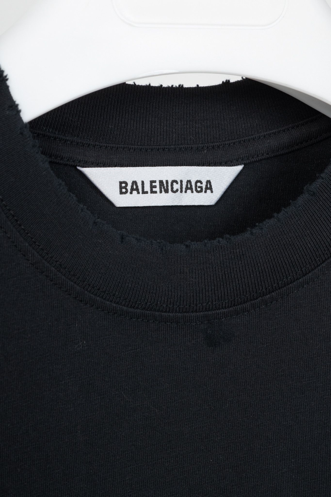 Balenciaga Balenciaga Black Alien-Graphic Distressed Cotton T-Shirt Size XS / US 0-2 / IT 36-38 - 4 Thumbnail