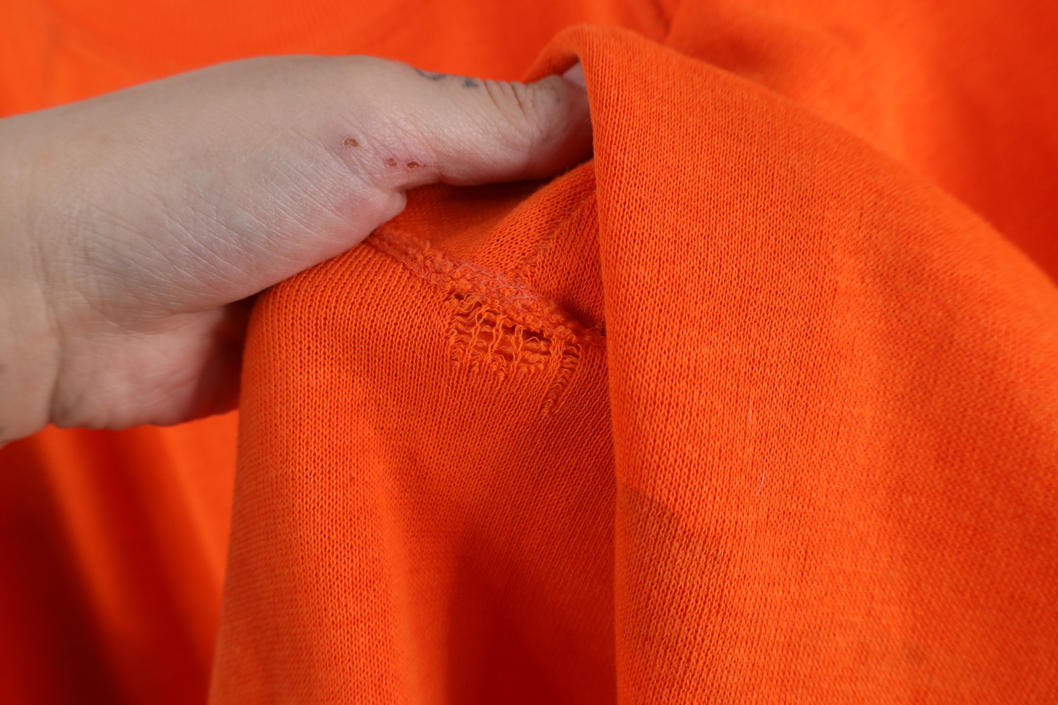 Vintage Vintage 70s Streetwear Blank Crewneck Sweatshirt Orange USA Size US L / EU 52-54 / 3 - 8 Thumbnail