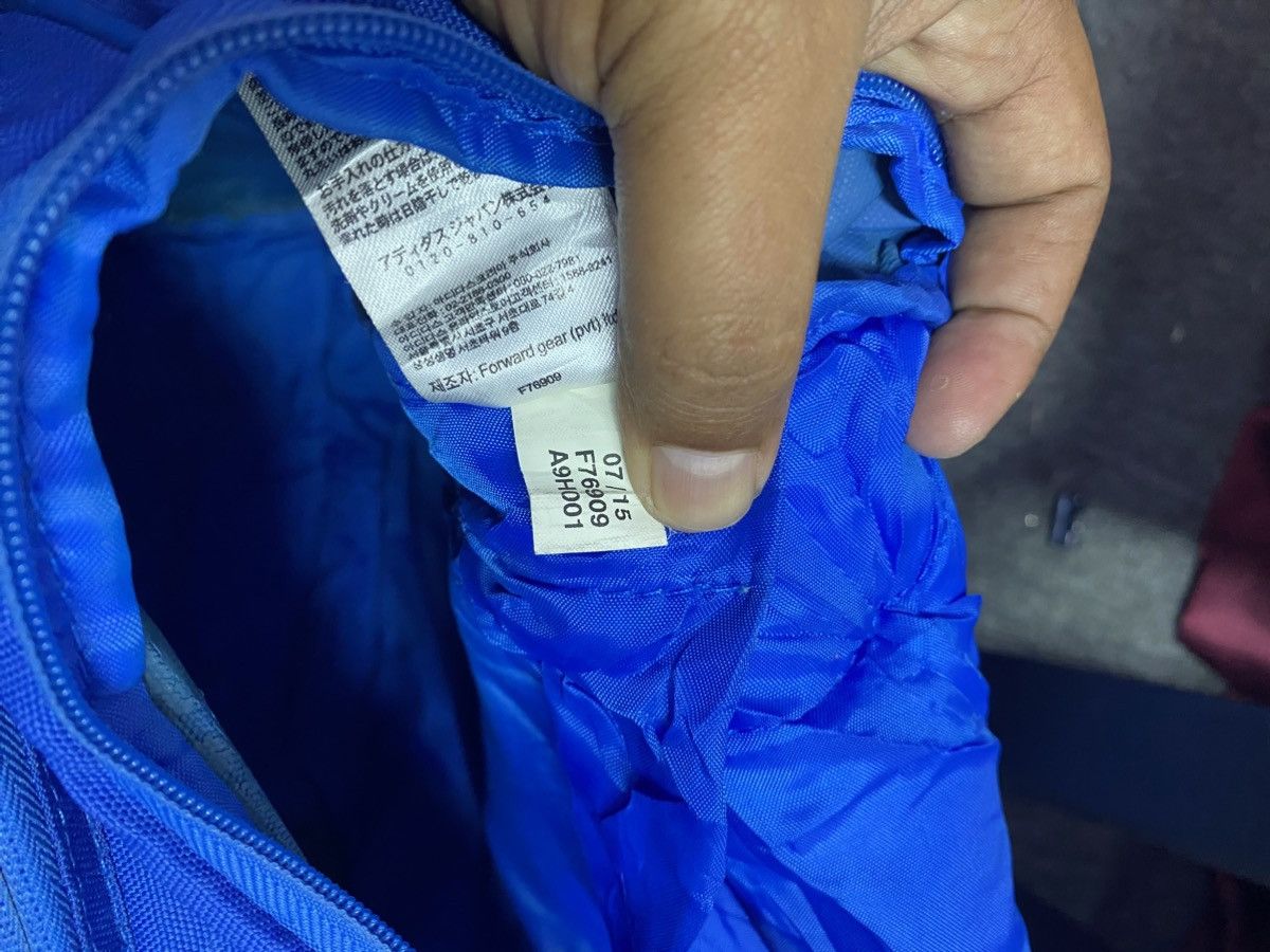Adidas Adidas Originals Classic Trefoil backpack in blue. Size ONE SIZE - 8 Thumbnail